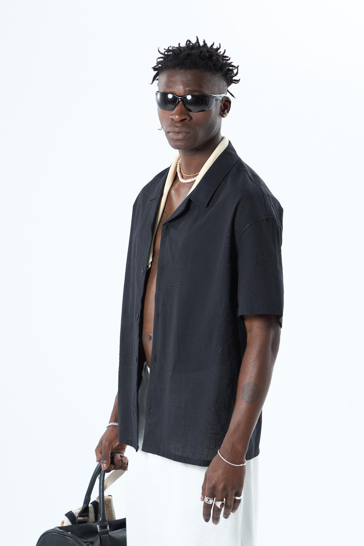 Nakış Detaylı Oversize Keten Gömlek Siyah