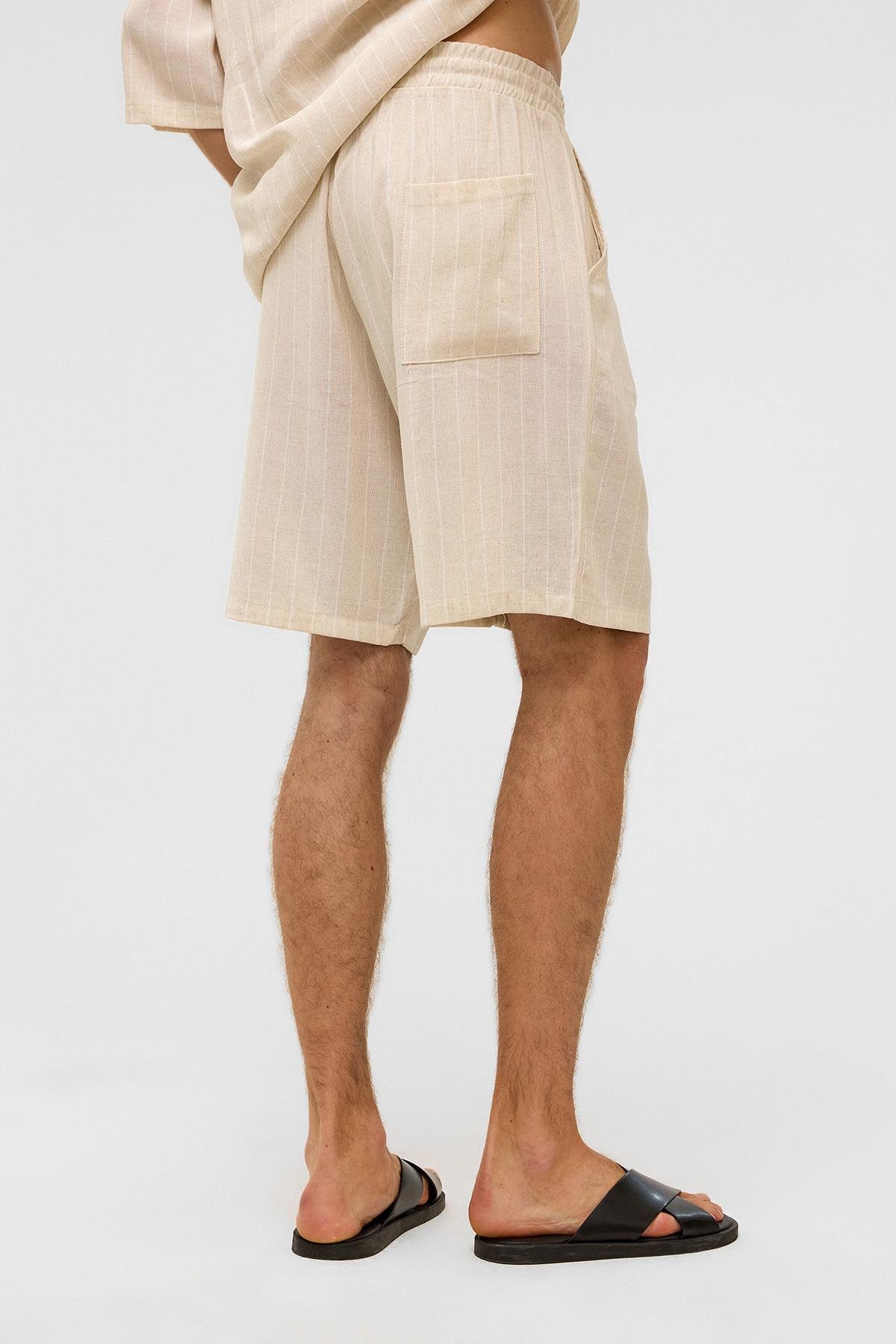 Oversize Çizgili Keten Şort Beyaz