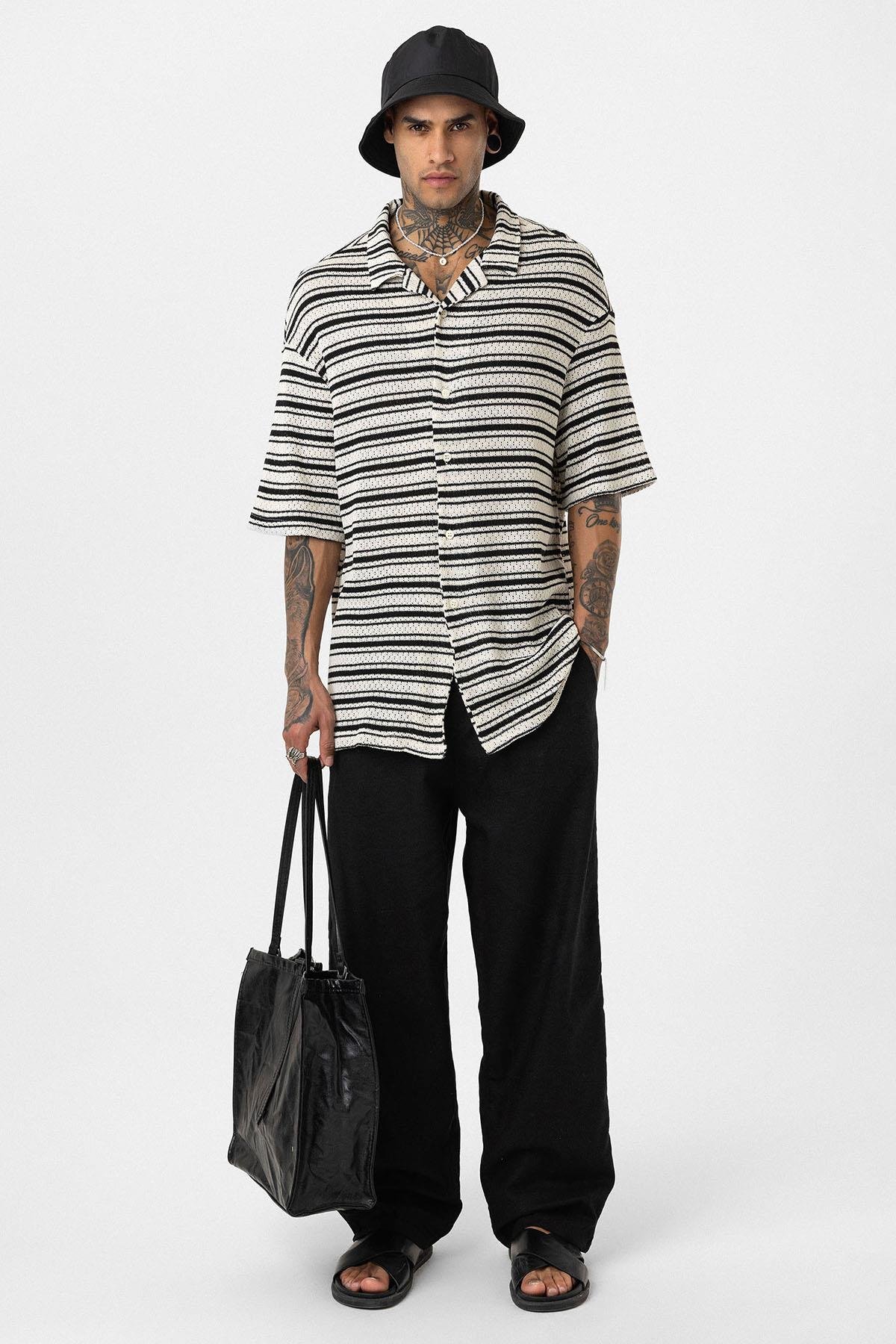 Oversize Çizgili Triko Tişört Siyah