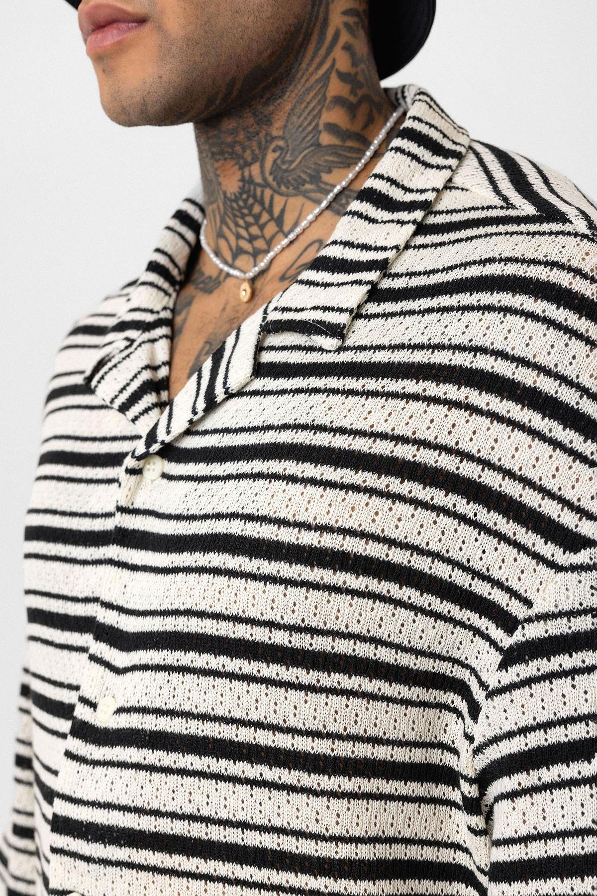 Oversize Çizgili Triko Tişört Siyah