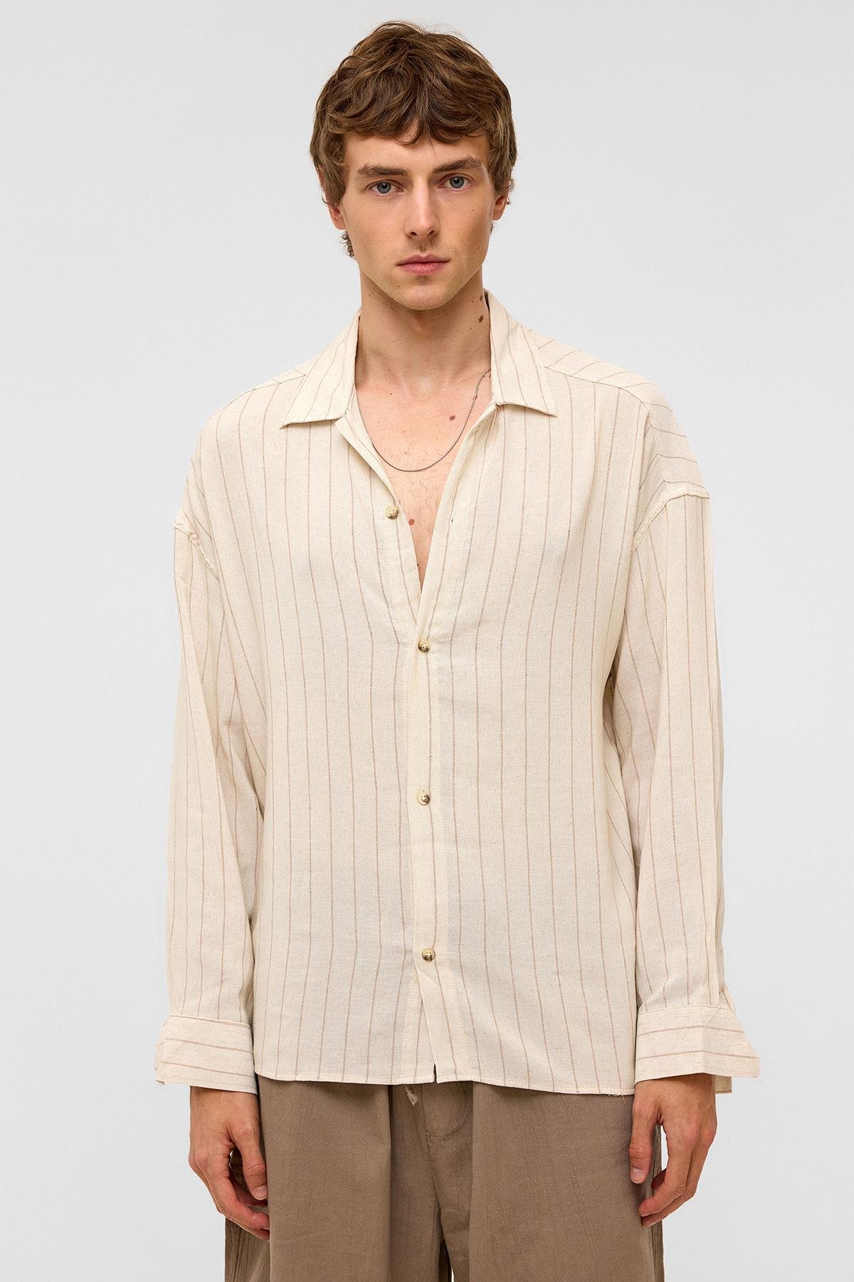 Oversize Uzun Kollu Çizgili Keten Gömlek Vizon