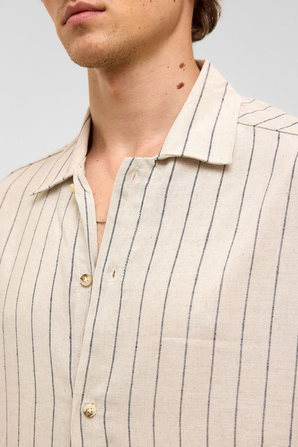 Oversize Uzun Kollu Çizgili Keten Gömlek Siyah