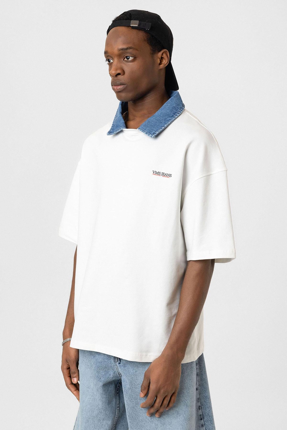 Polo Yaka Yazı Detaylı Oversize Tişört Ekru
