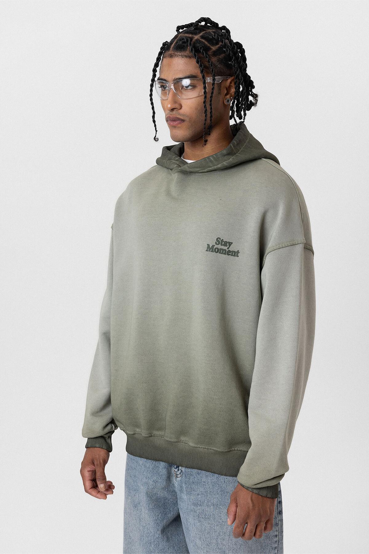 Premıum Yıkamalı Yazı Detaylı Oversize Kapüşonlu Sweatshirt Açık Haki
