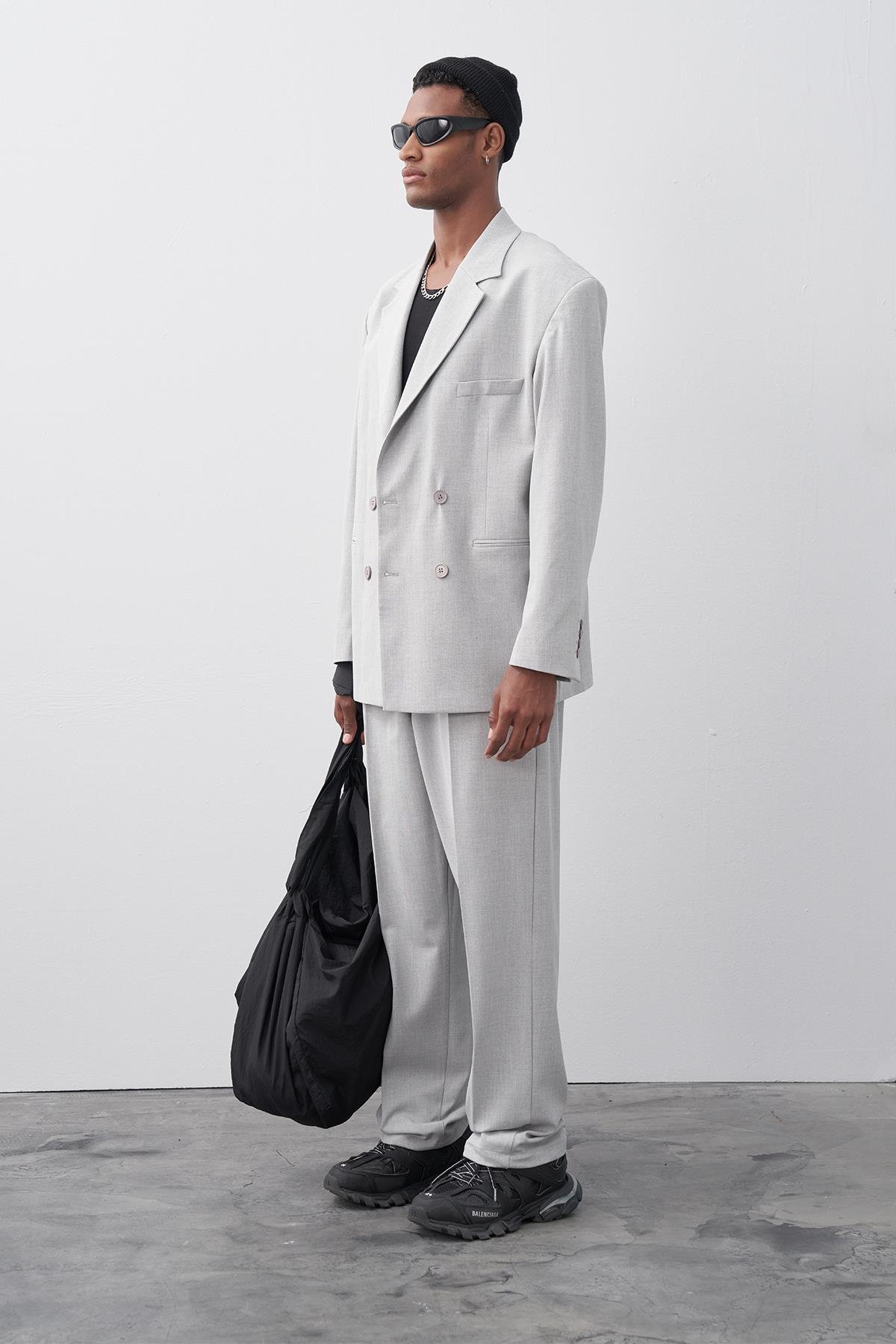 Rahat Kalıp Kruvaze Takım Elbise Gri