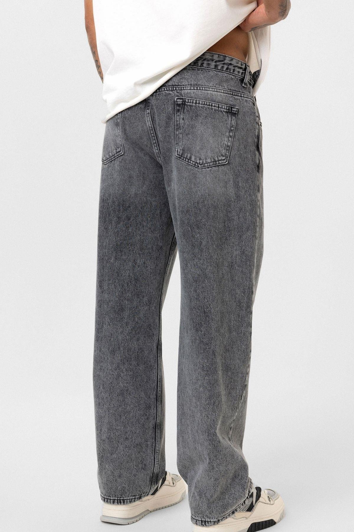 Relaxed Fit Jean Gri