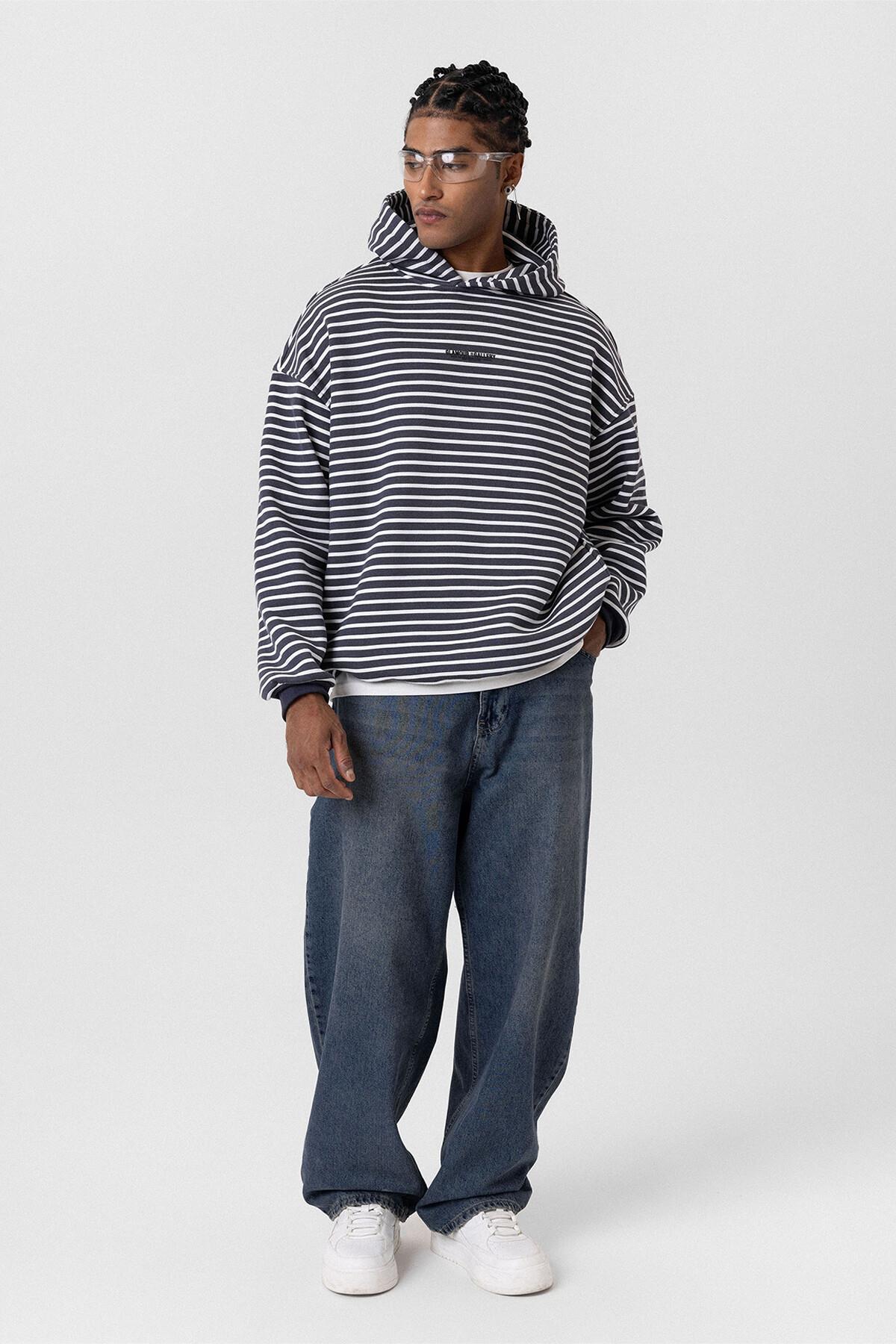 Yazı Detaylı Kapüşonlu Oversize Sweatshirt Füme