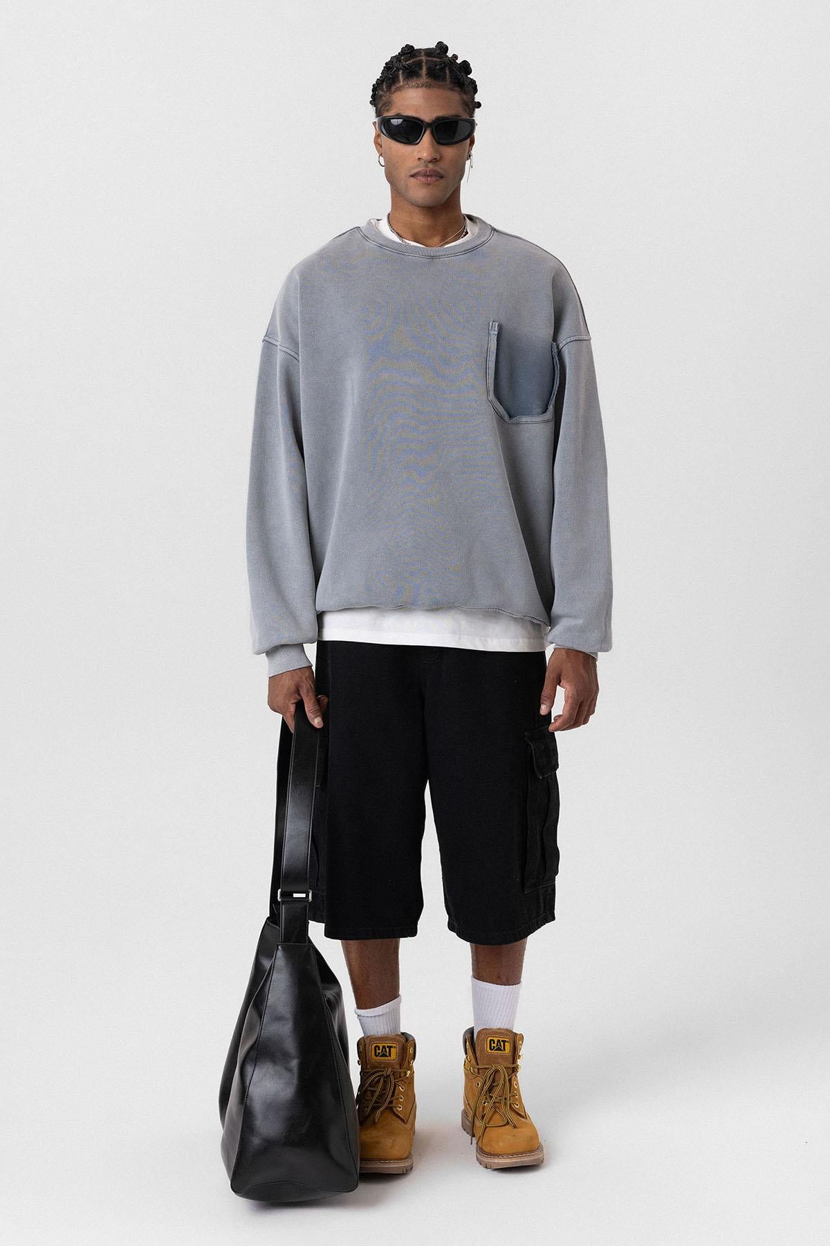 Yıkamalı Cep Detaylı Oversize Sweatshirt Açık Gri