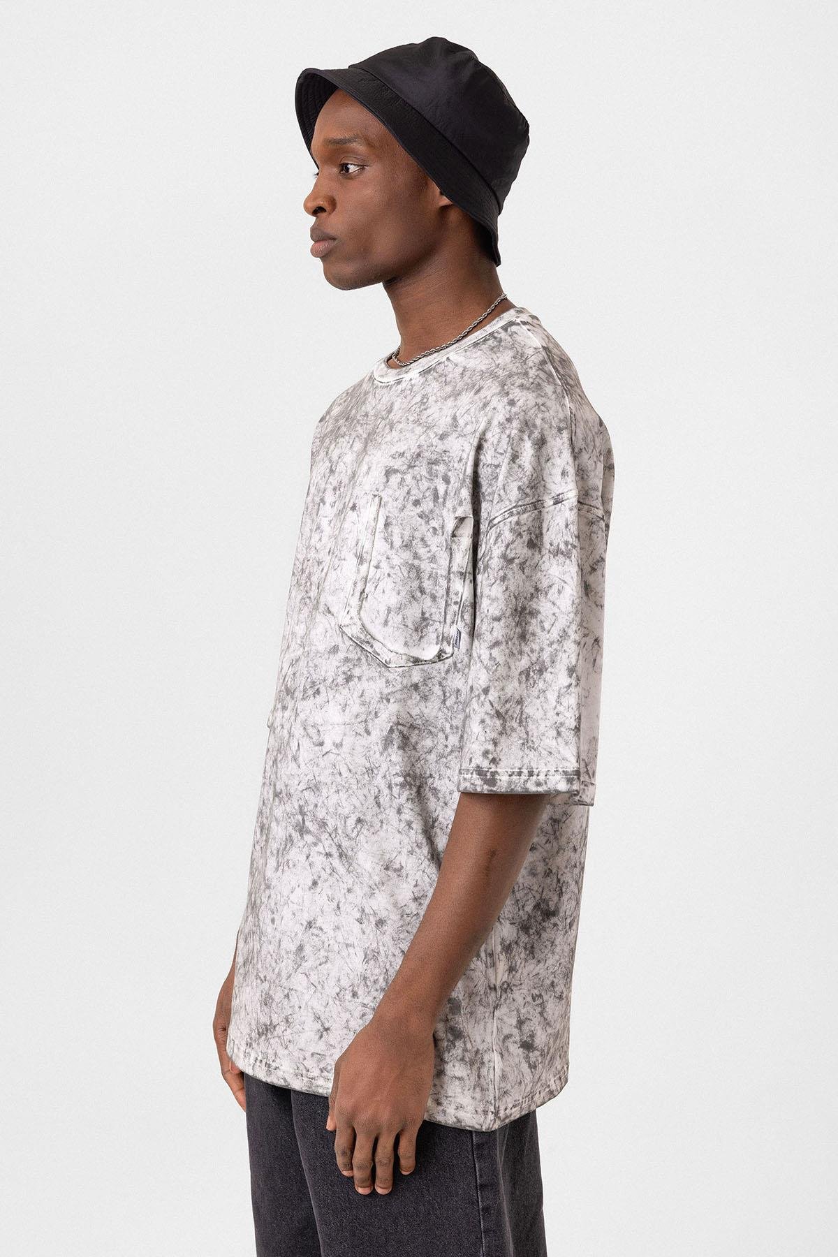 Yıkamalı Cep Detaylı Oversize Tişört Ekru