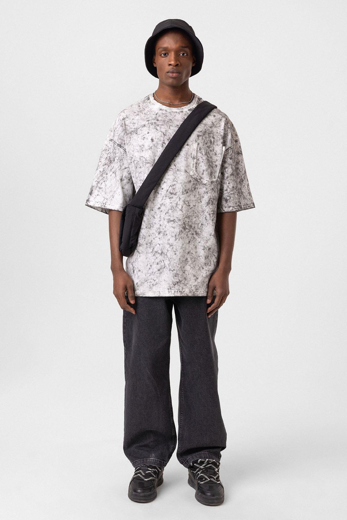 Yıkamalı Cep Detaylı Oversize Tişört Ekru