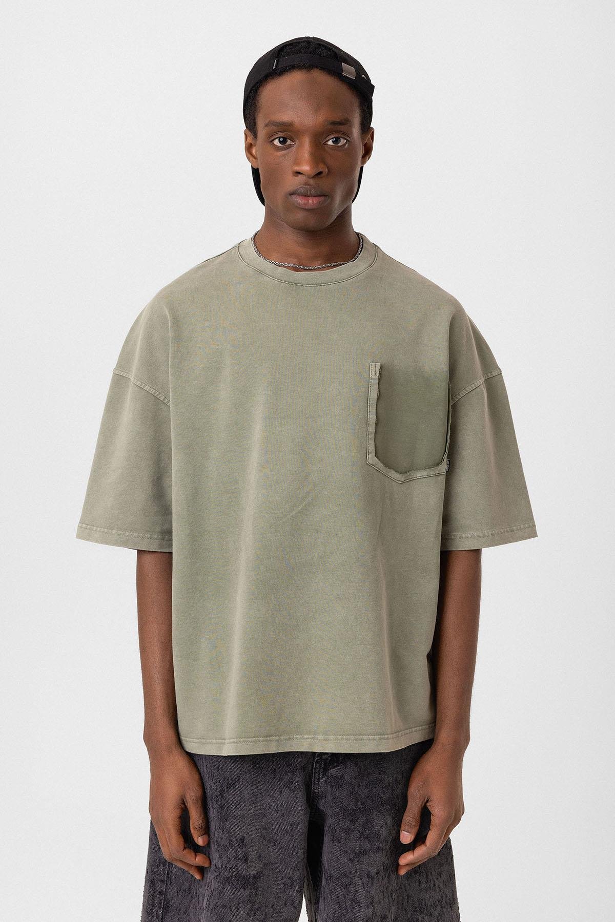 Yıkamalı Cep Detaylı Oversize Tişört Haki