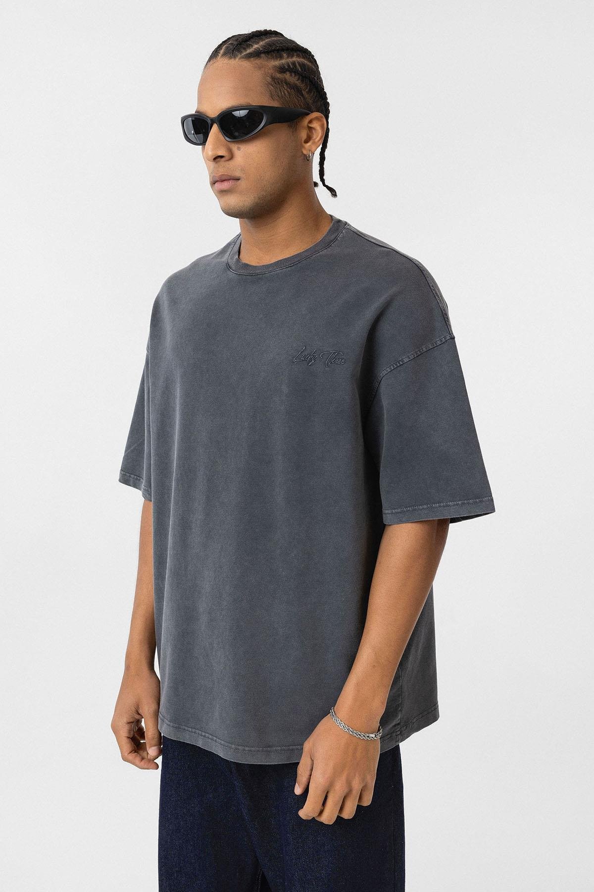 Yıkamalı Oversize Arka Baskılı Tişört Siyah