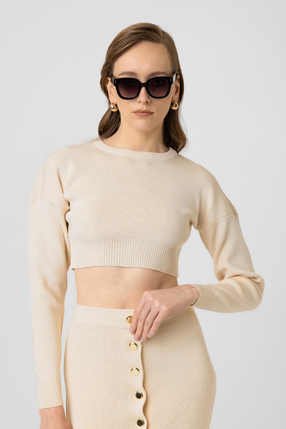 Essence Triko Crop Bej