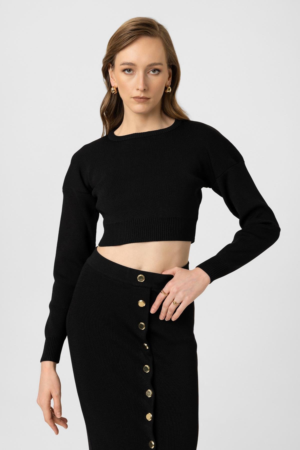 Essence Triko Crop Siyah