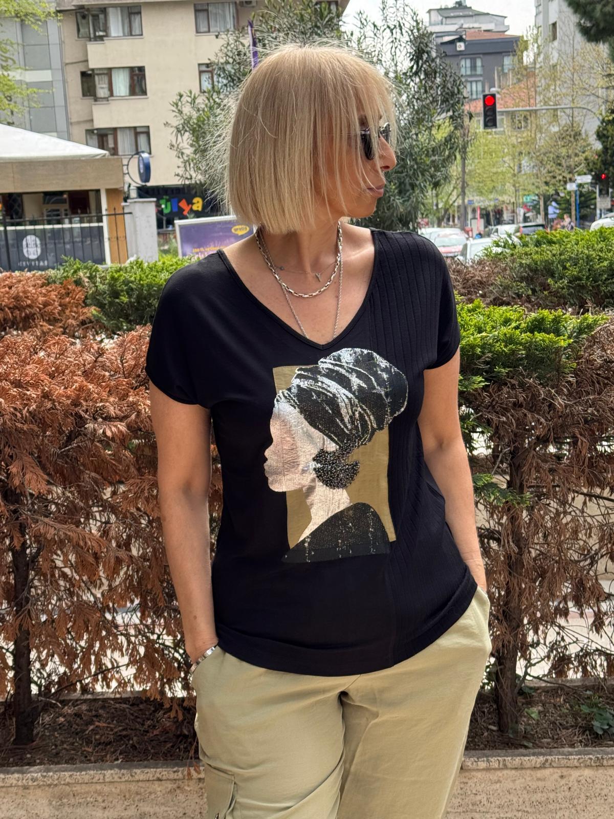 Arap Kızı Taş İşlemeli Bluz
