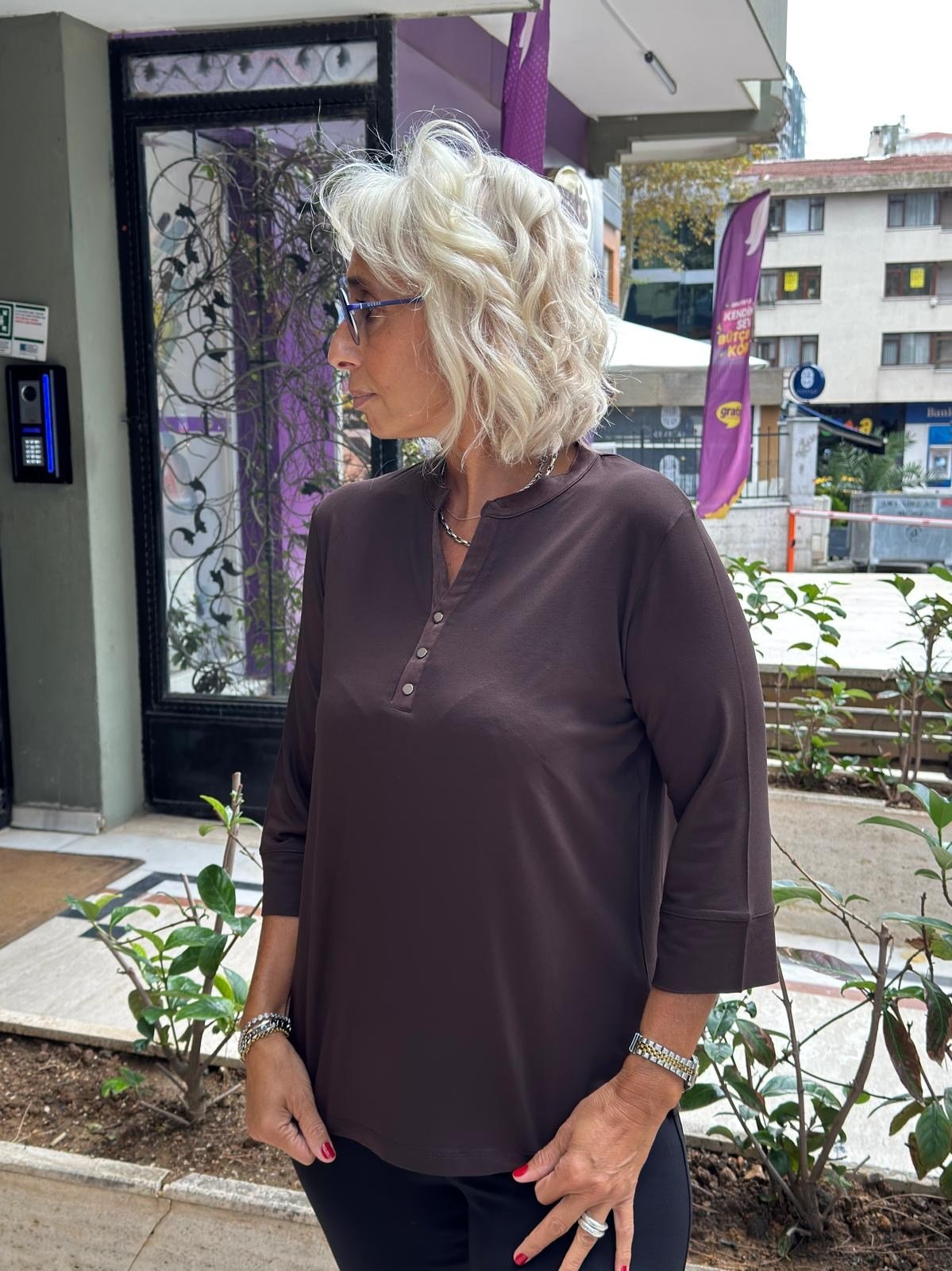 Çıt Çıt Detaylı Basic Tshirt