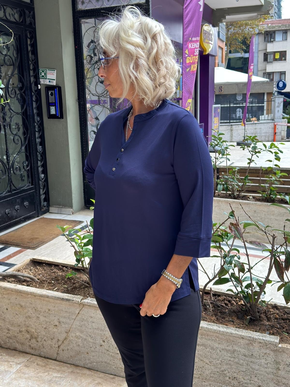 Çıt Çıt Detaylı Basic Tshirt