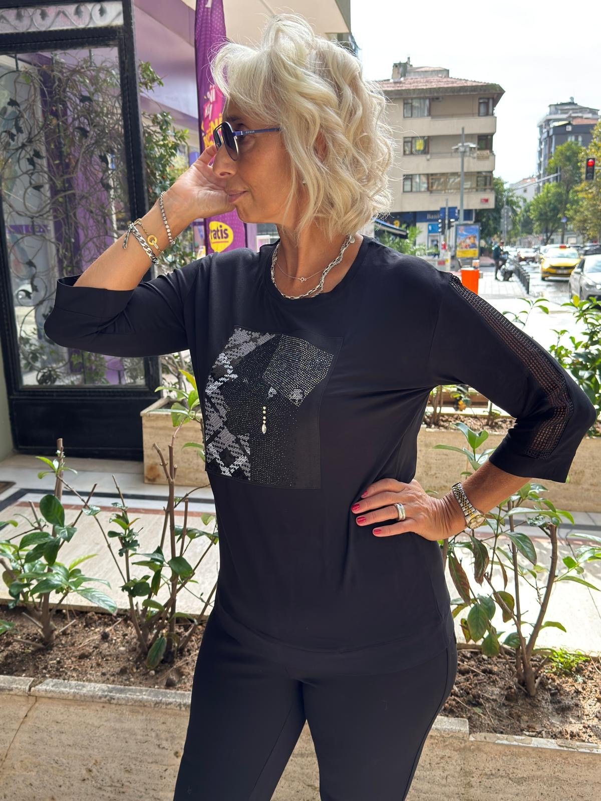 Ekose Bsnli Taş Detaylı Truvakar Bluz 