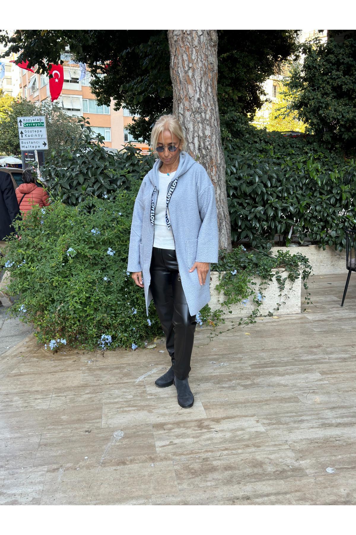 Kapşonlu Buklet Kaban