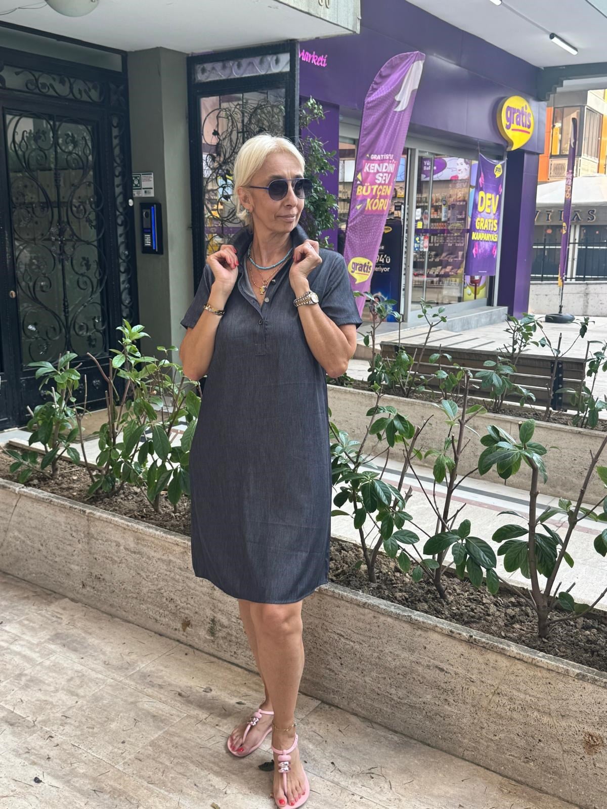 Önü Patlı Yarım Kol Tensel Elbise