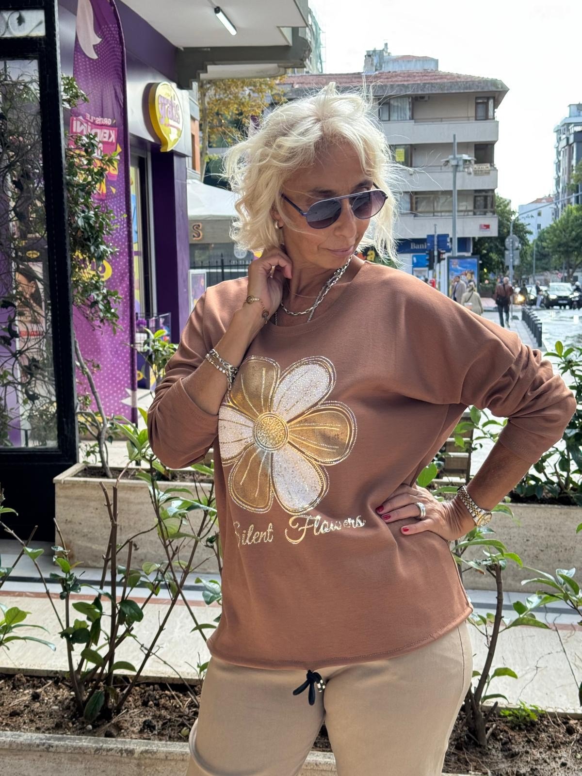 Papatya Desen Sweatshirt