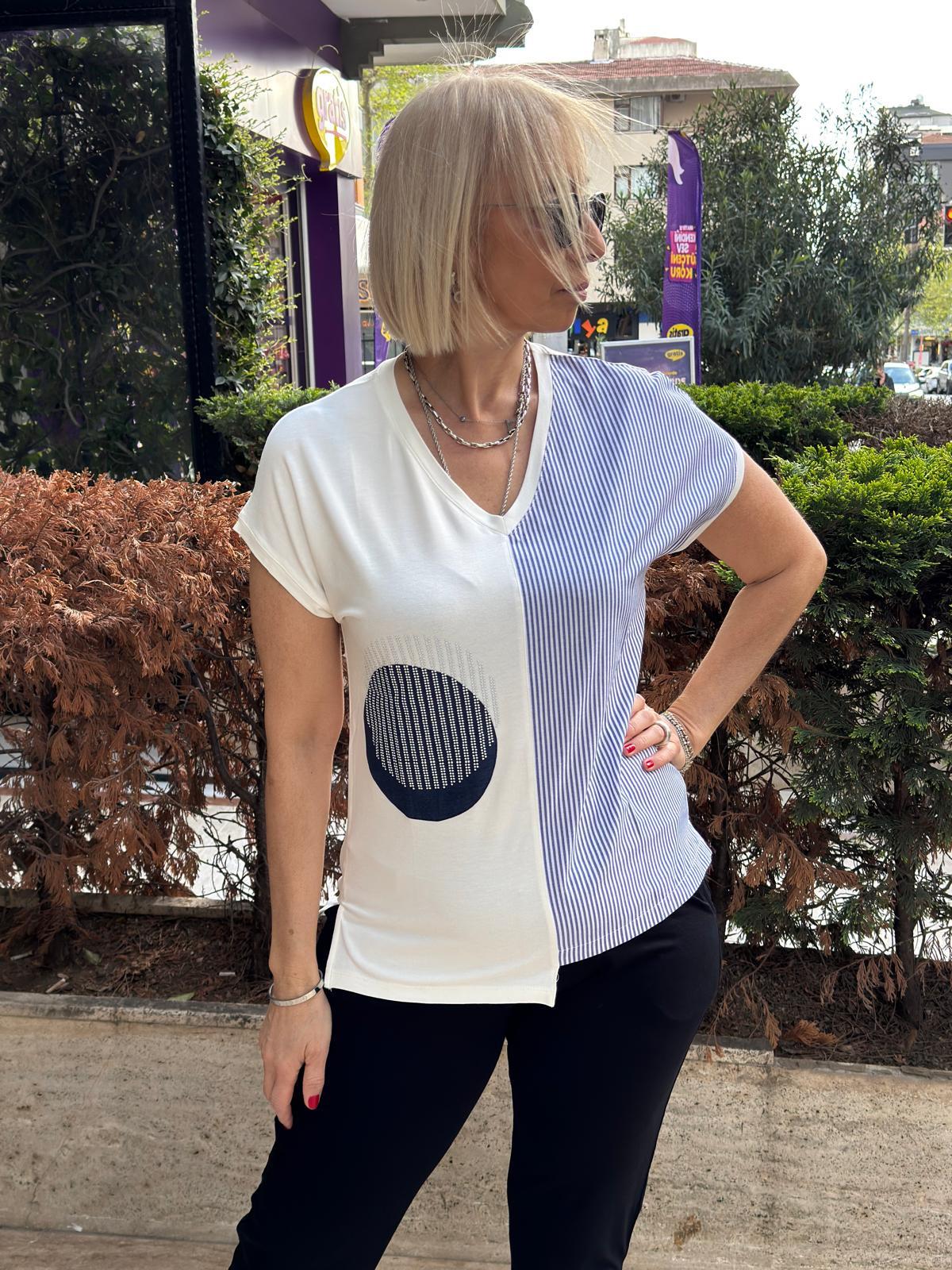 Peçli Taş Baskılı Çizgili Tshirt