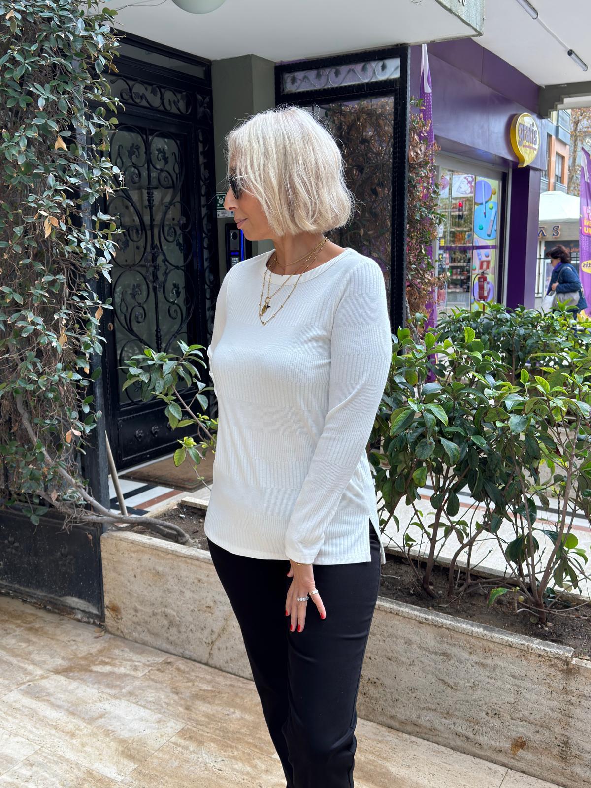 Sıfır Yaka Triko Bluz