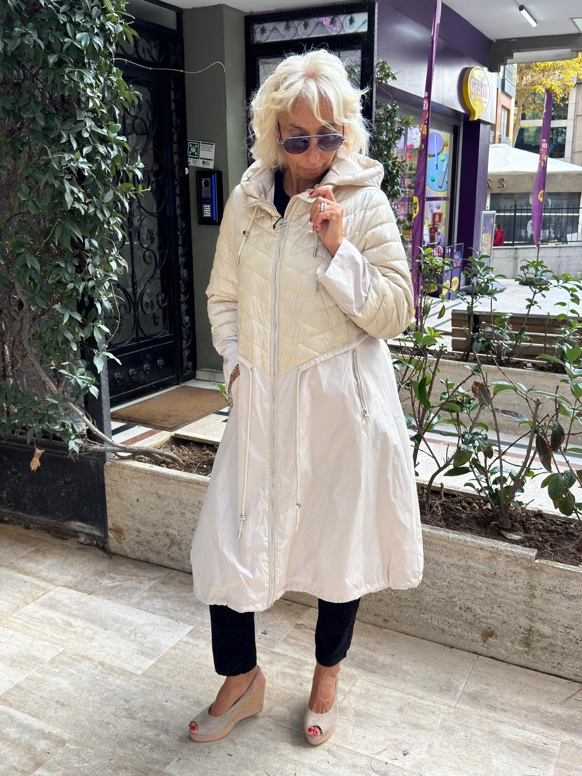 Şişme Yağmurluk