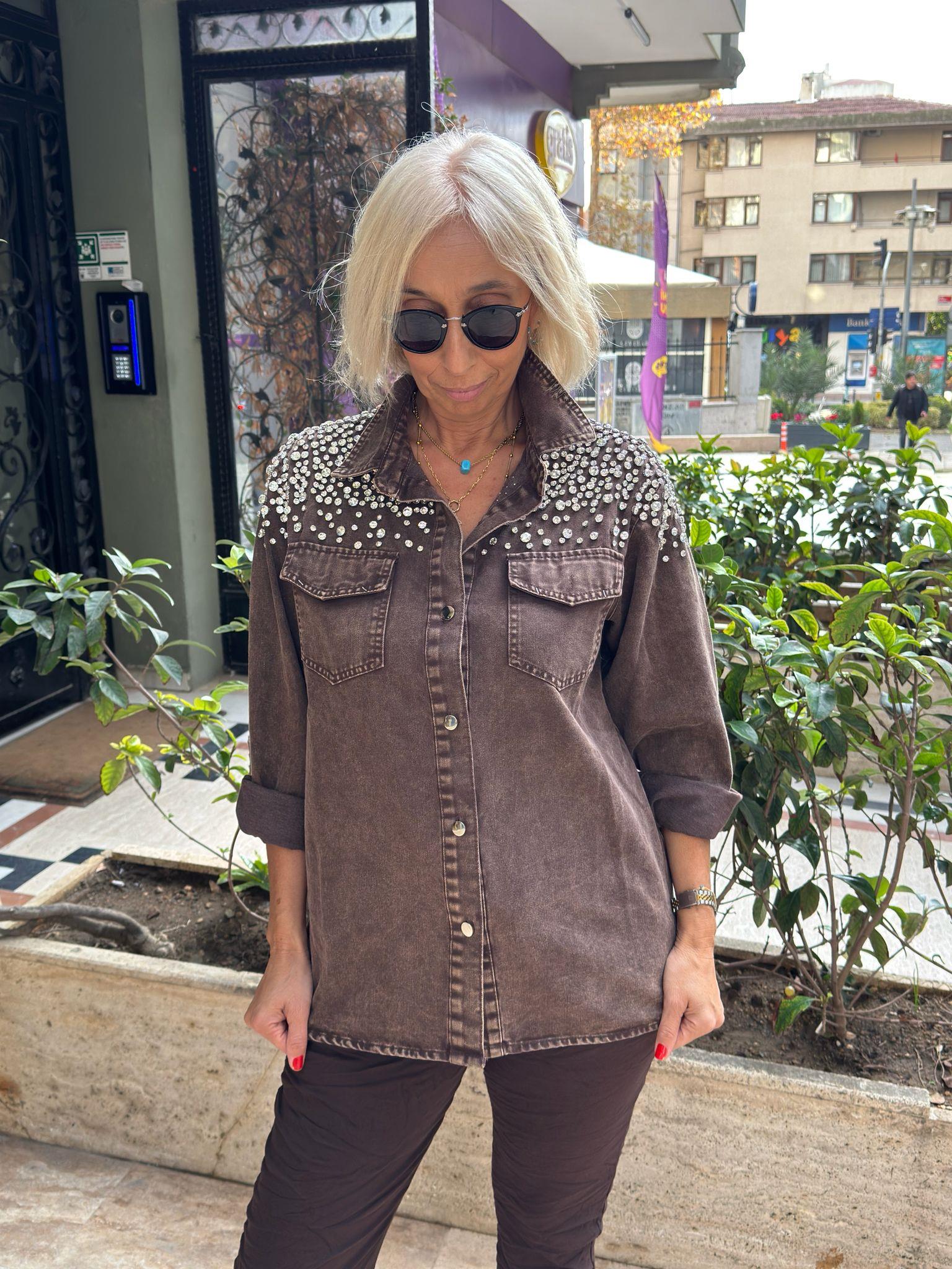 Taş İşlemeli Kot Jeans Gömlek