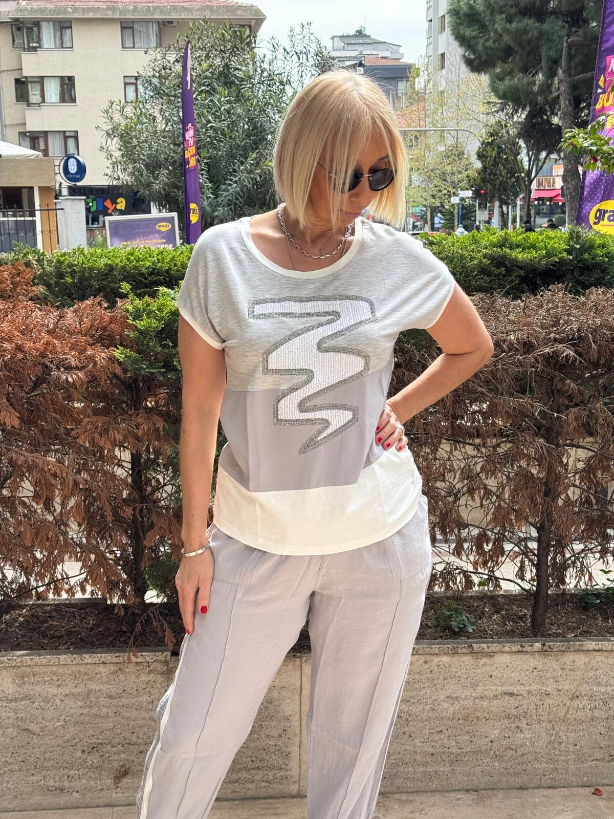 Taşlı Tshirt