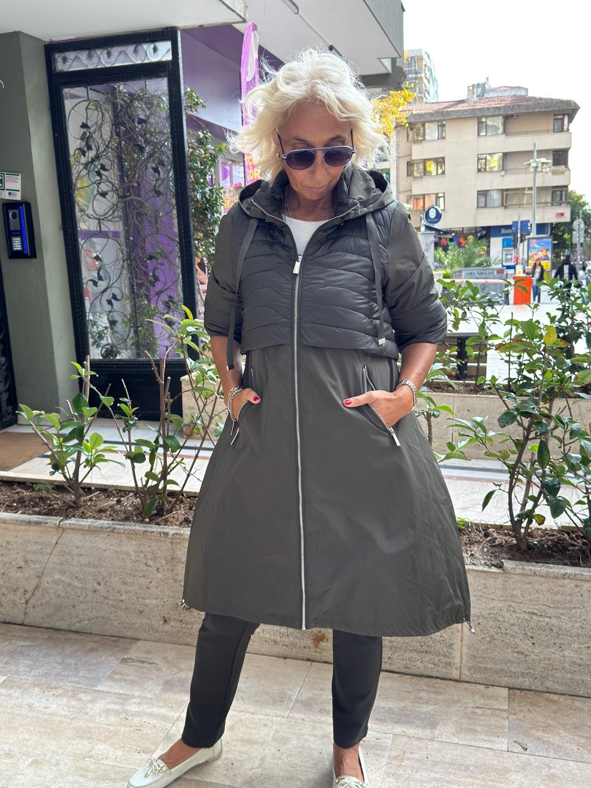 Truvakar Kol Şişme Cepli Yağmurluk 