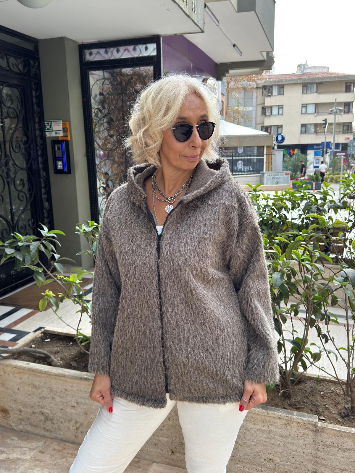 Zara Kaşmir Kapşonlu Ceket