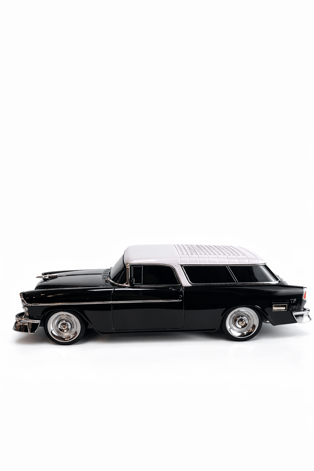 Ferro WS-1955 Nostaljik Araba Görünümlü Bluetooth,Hafıza Kartı,Usb Bellek,Aux Ve Radyo Destekli Hoparlör Siyah