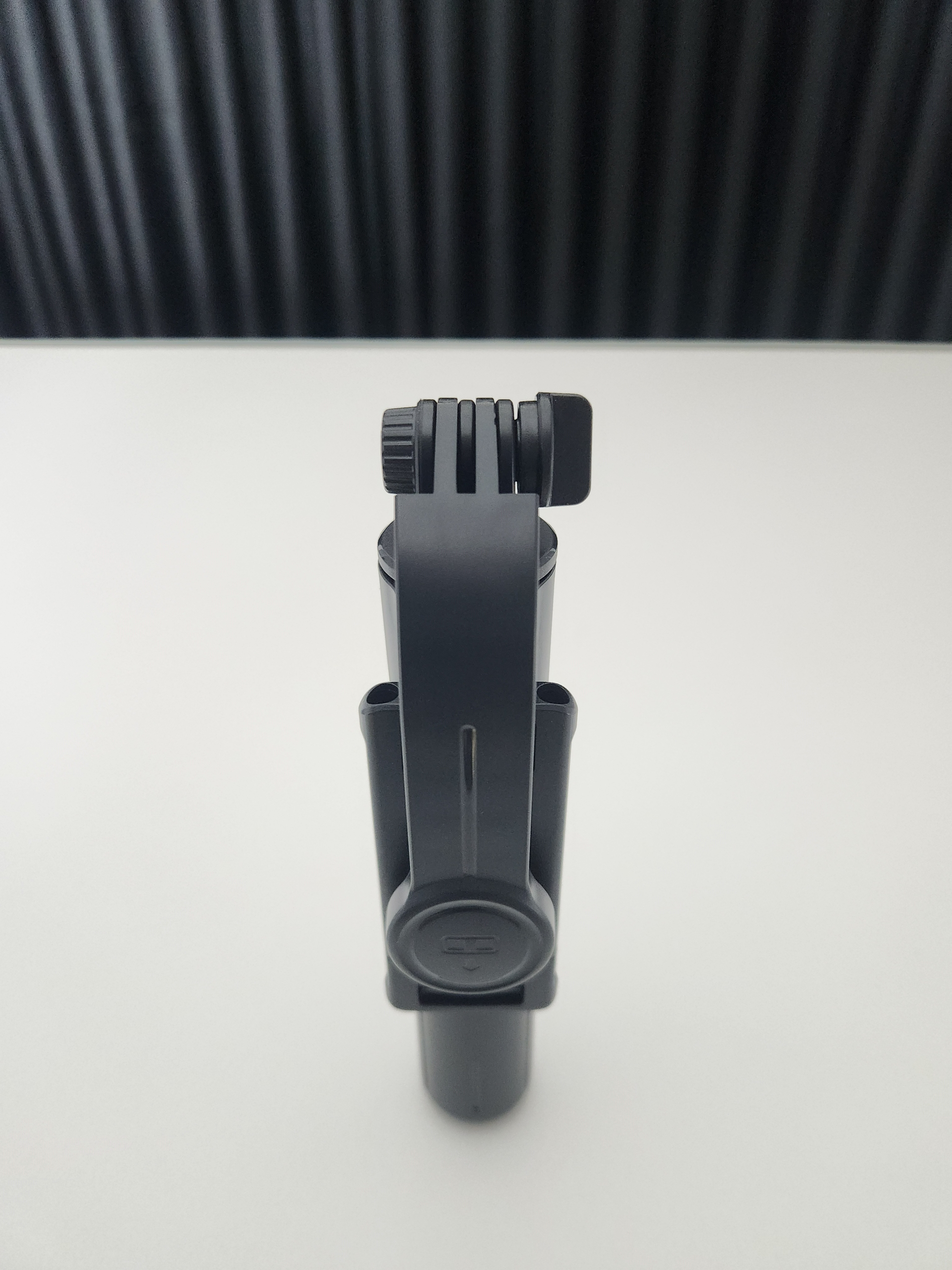 Taşınabilir 6 Bölümlü Uzatılabilir Tripod Standı – 360° Döndürülebilir Selfie Montajlı, Hafif ve Sökülebilir Telefon Tutucu F01