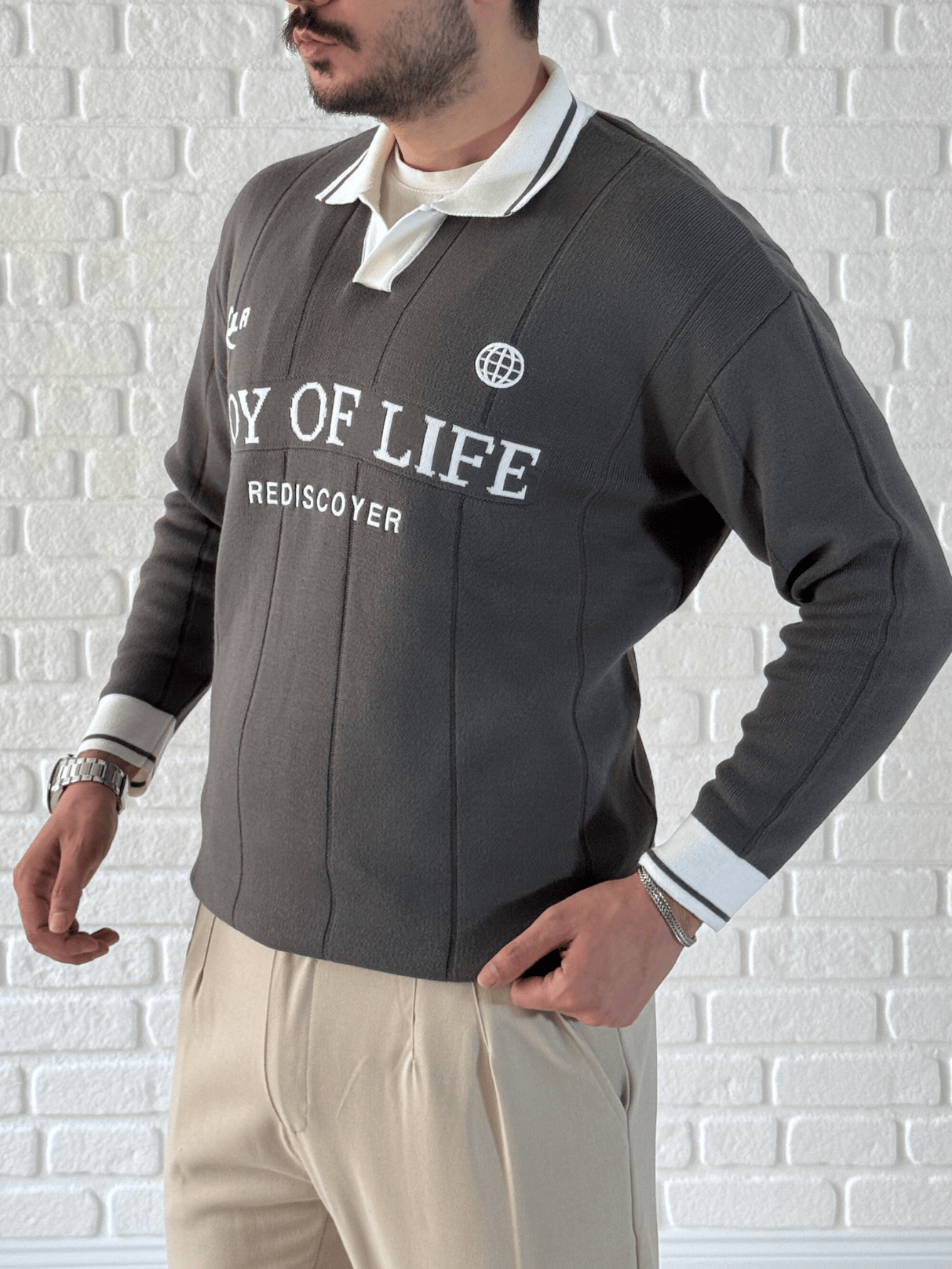 Erkek Oversize Fermuarlı Polo Yaka Dikiş Baskılı Kazak- Füme/ YZL01