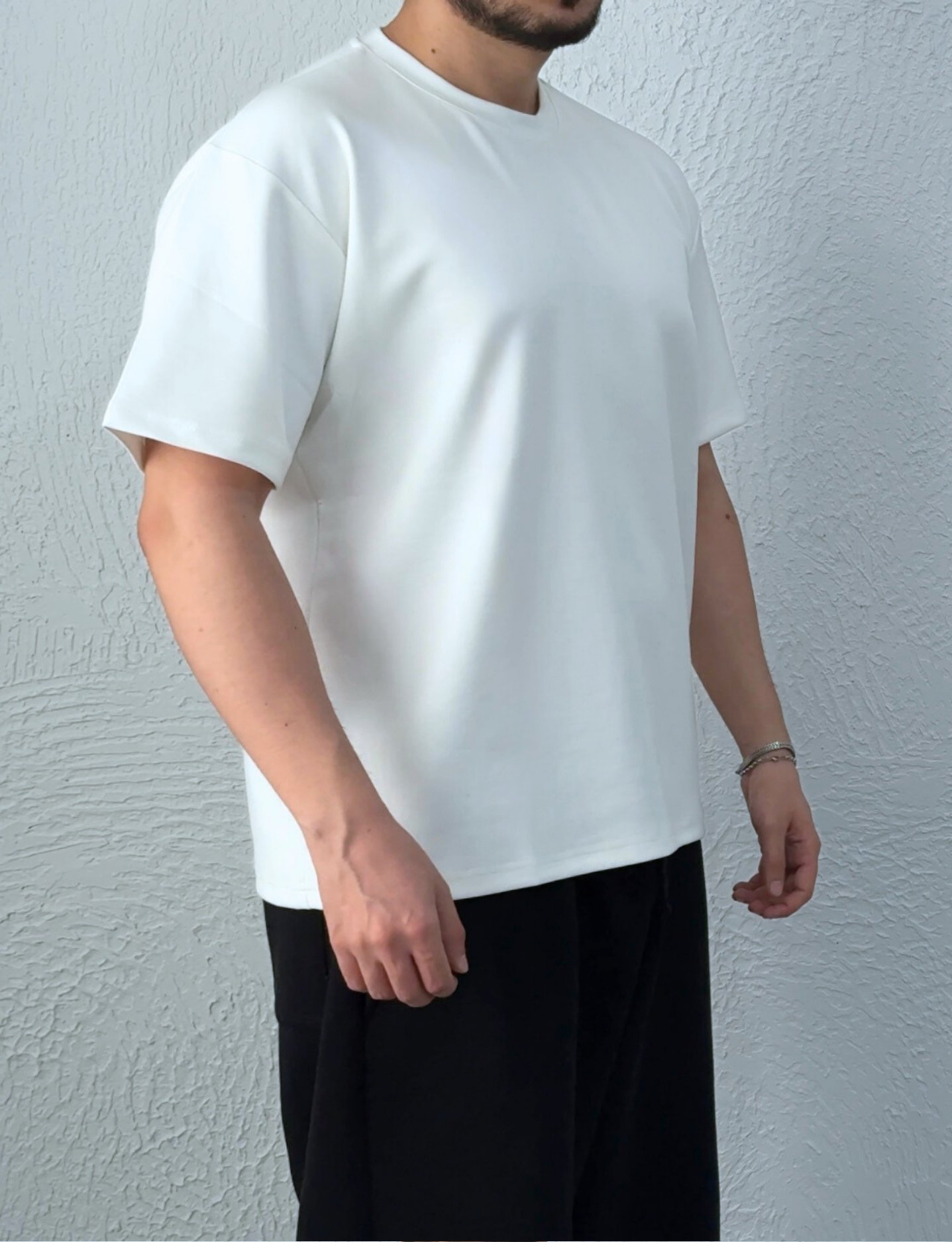 Yeni Sezon Oversize Basis T-Shirt / BEYAZ - BSC01