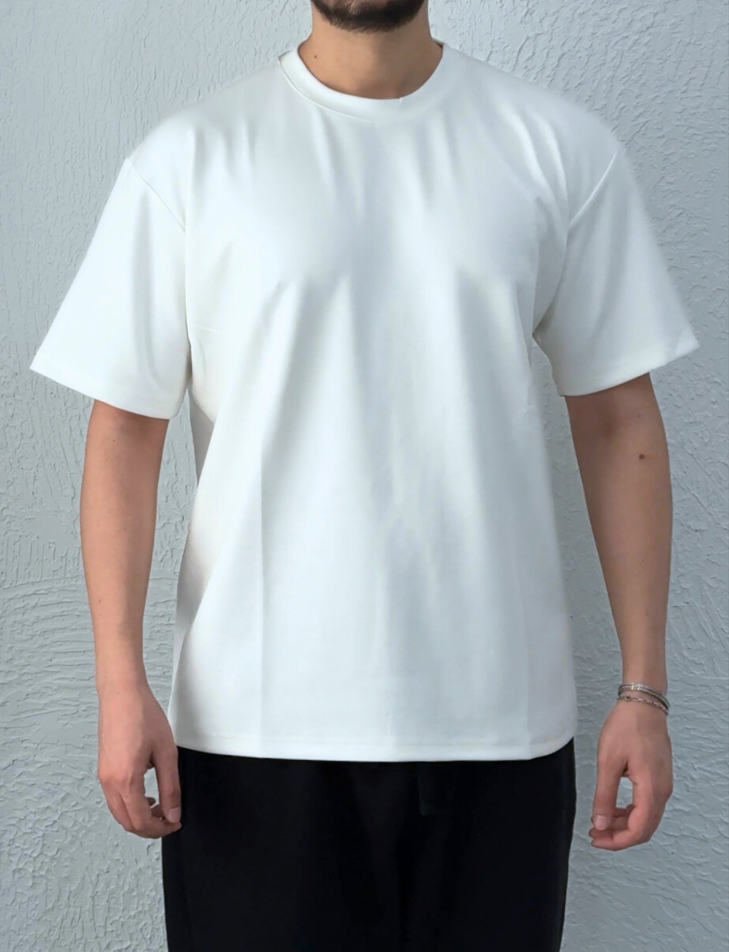 Yeni Sezon Oversize Basis T-Shirt / BEYAZ - BSC01