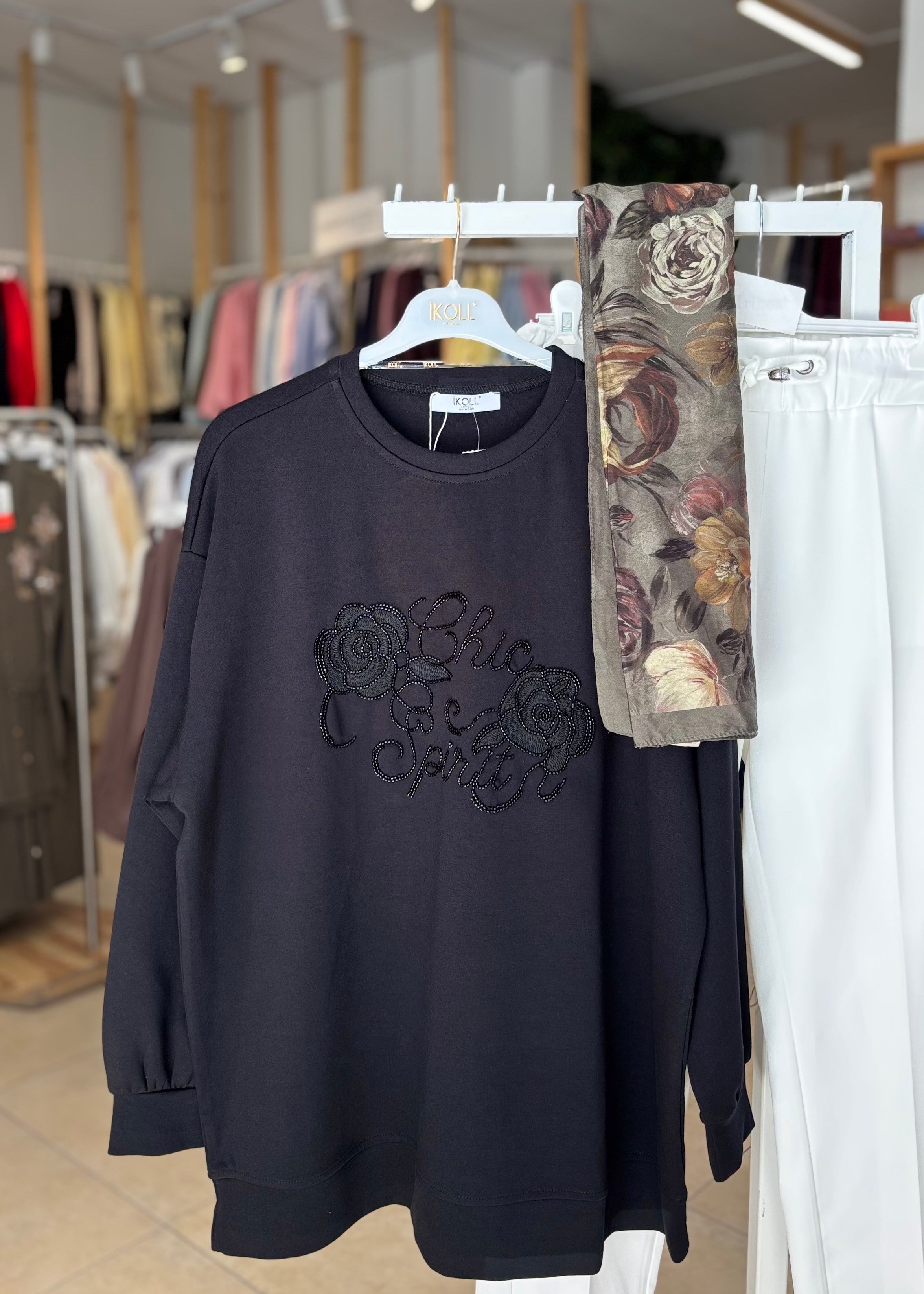 BONCUK NAKIŞLI BASIC S-SHIRT