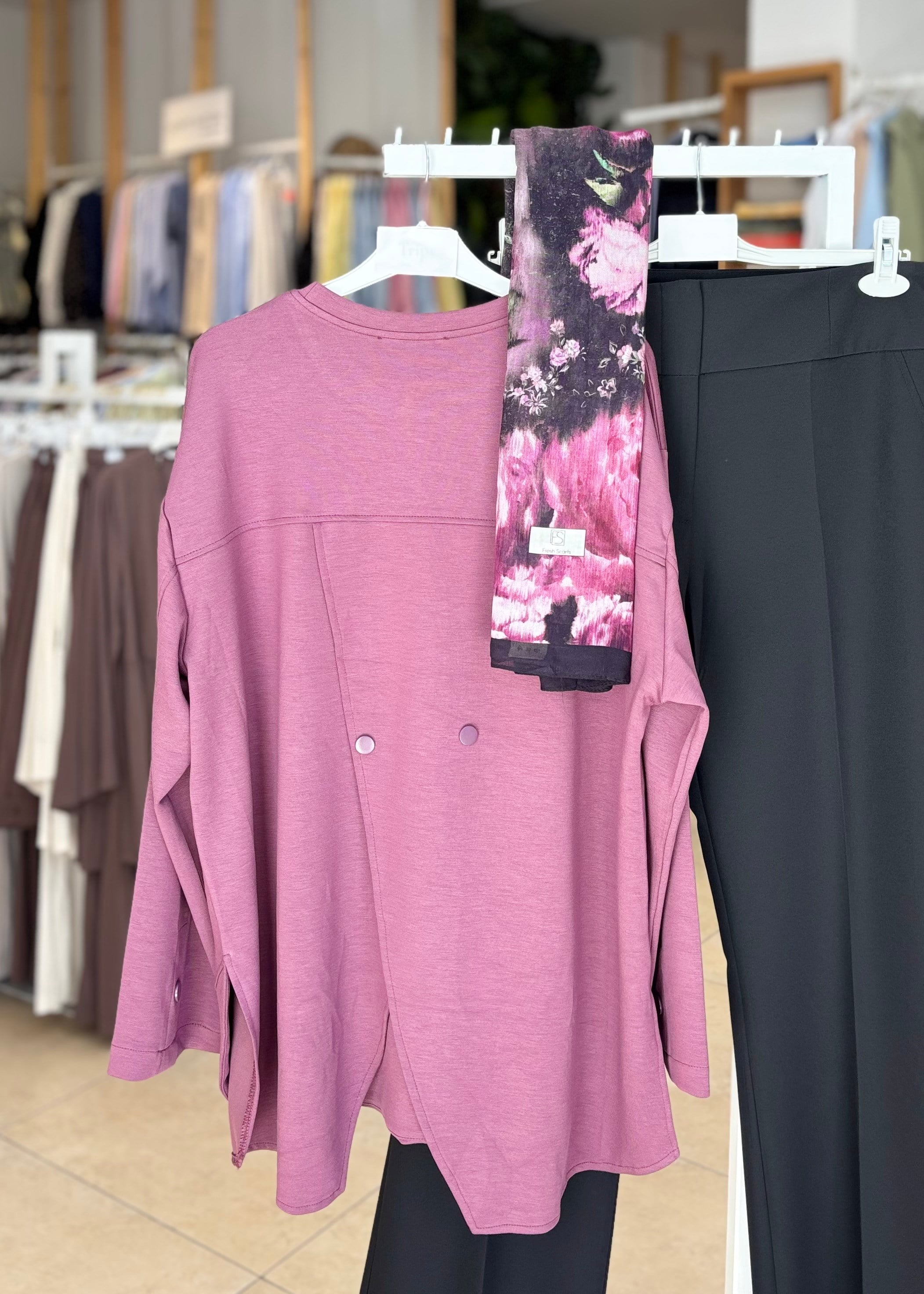 ÇIT ÇIT DETAYLI SWEAT