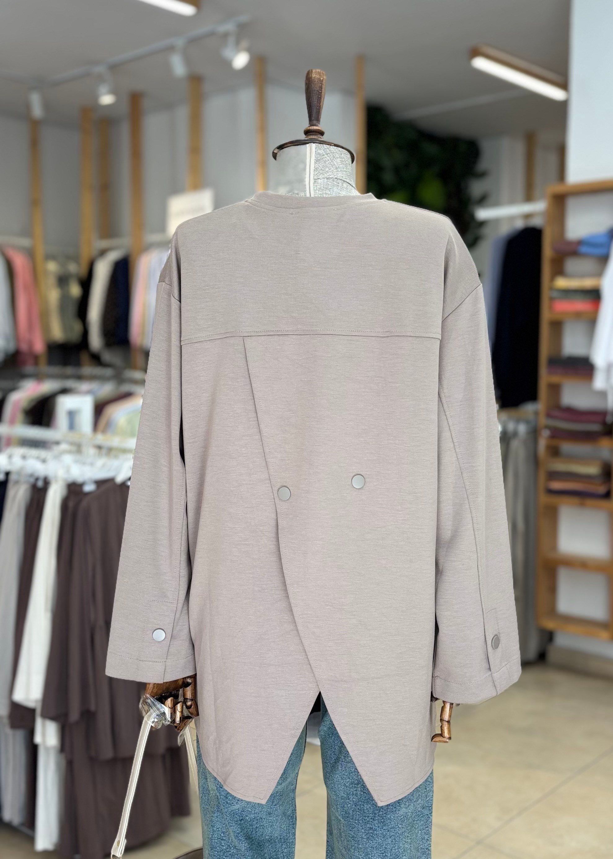 ÇIT ÇIT DETAYLI SWEAT