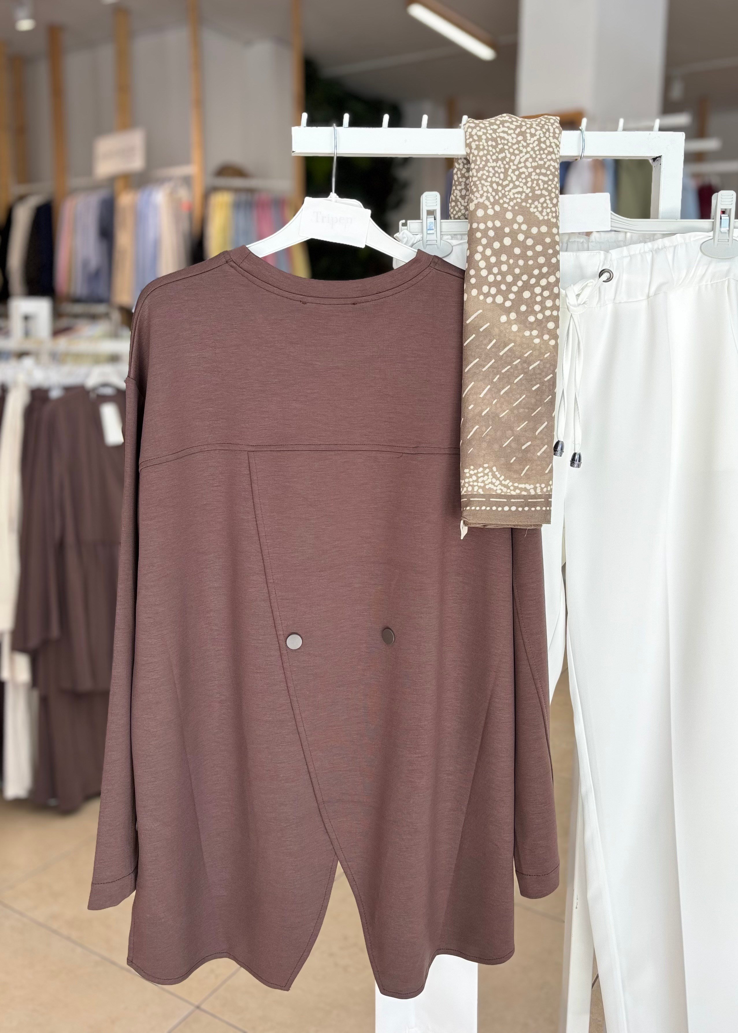 ÇIT ÇIT DETAYLI SWEAT