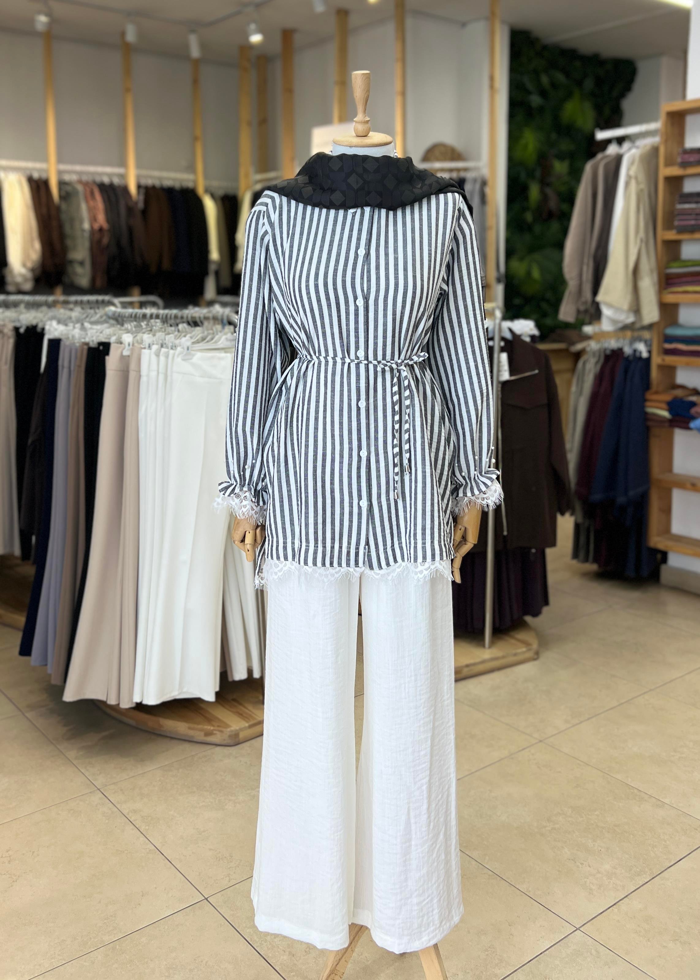 ÇİZGİLİ KETEN TAKIM