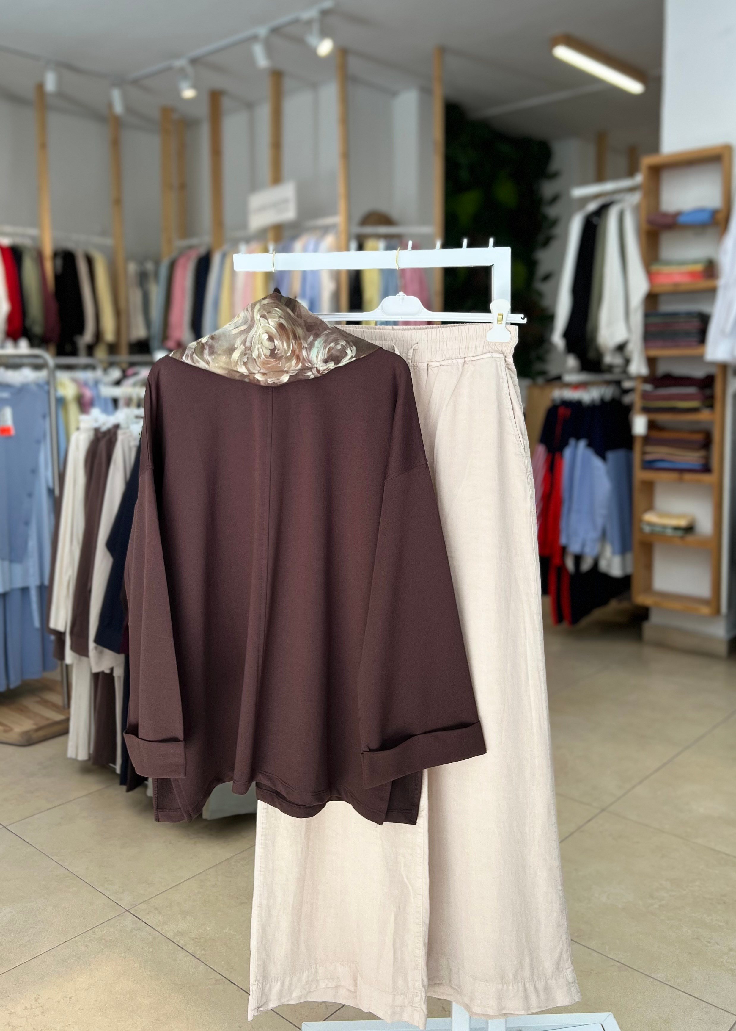 DİKİŞ DETAYLI SWEAT