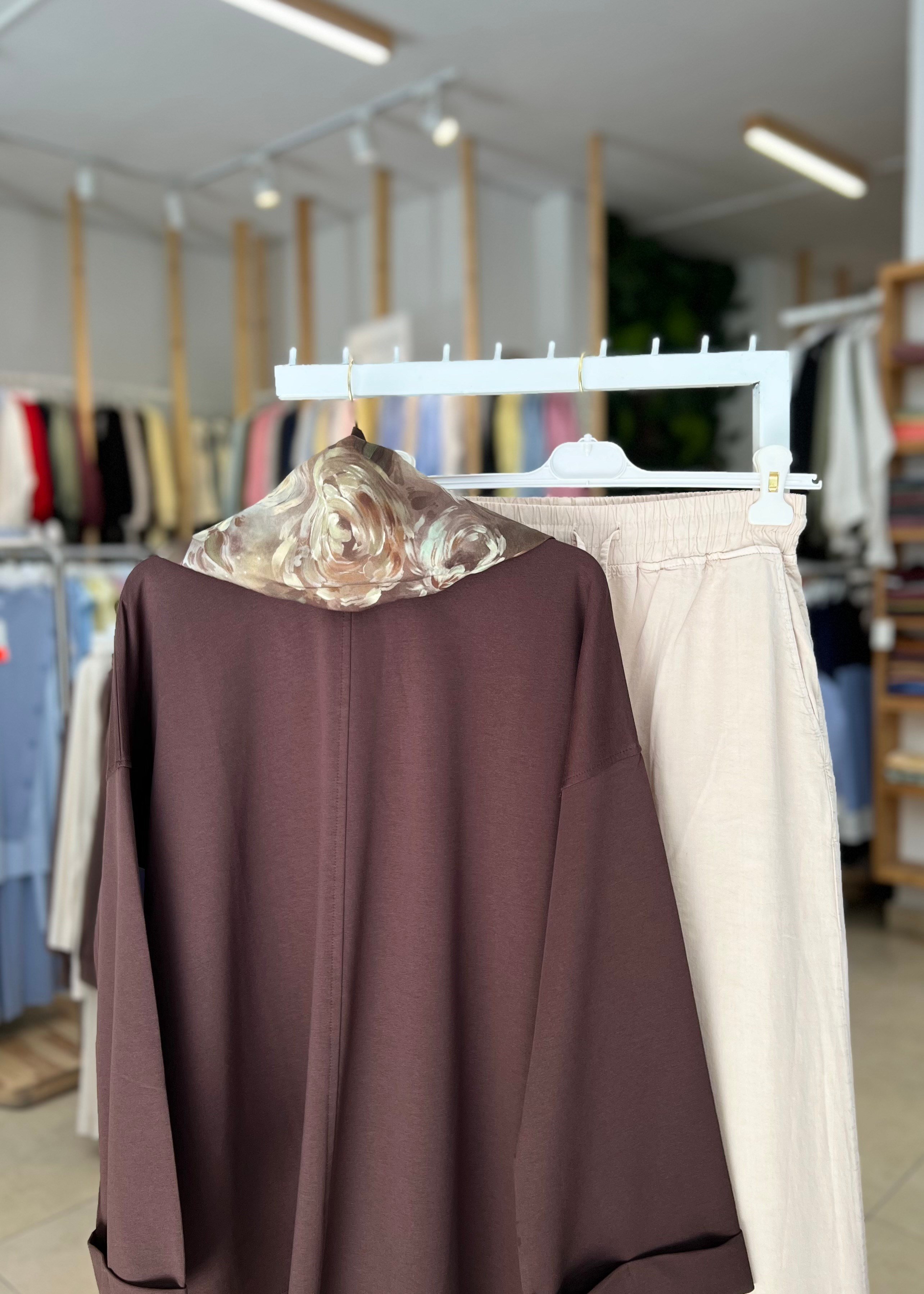 DİKİŞ DETAYLI SWEAT