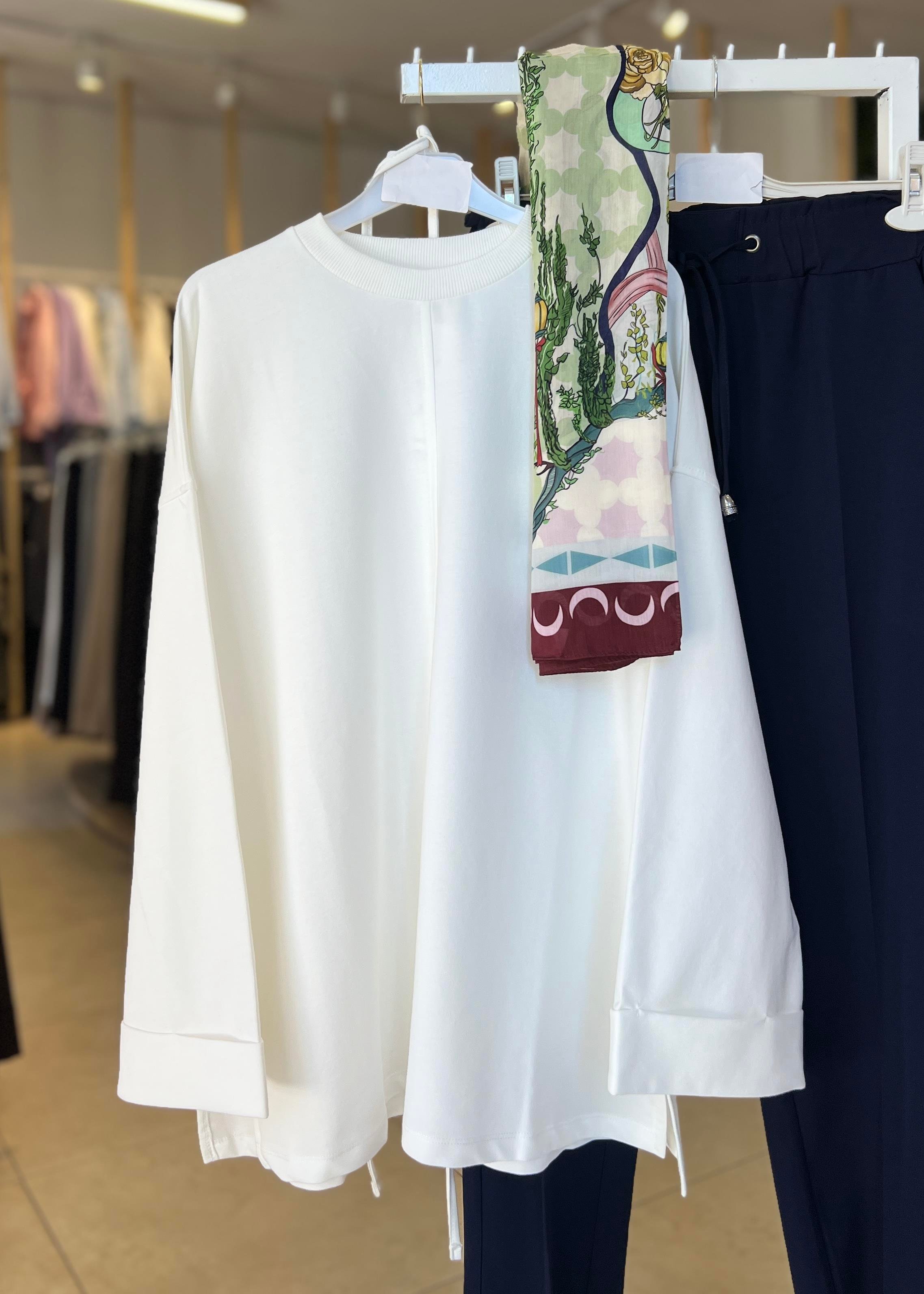 DİKİŞ DETAYLI SWEAT