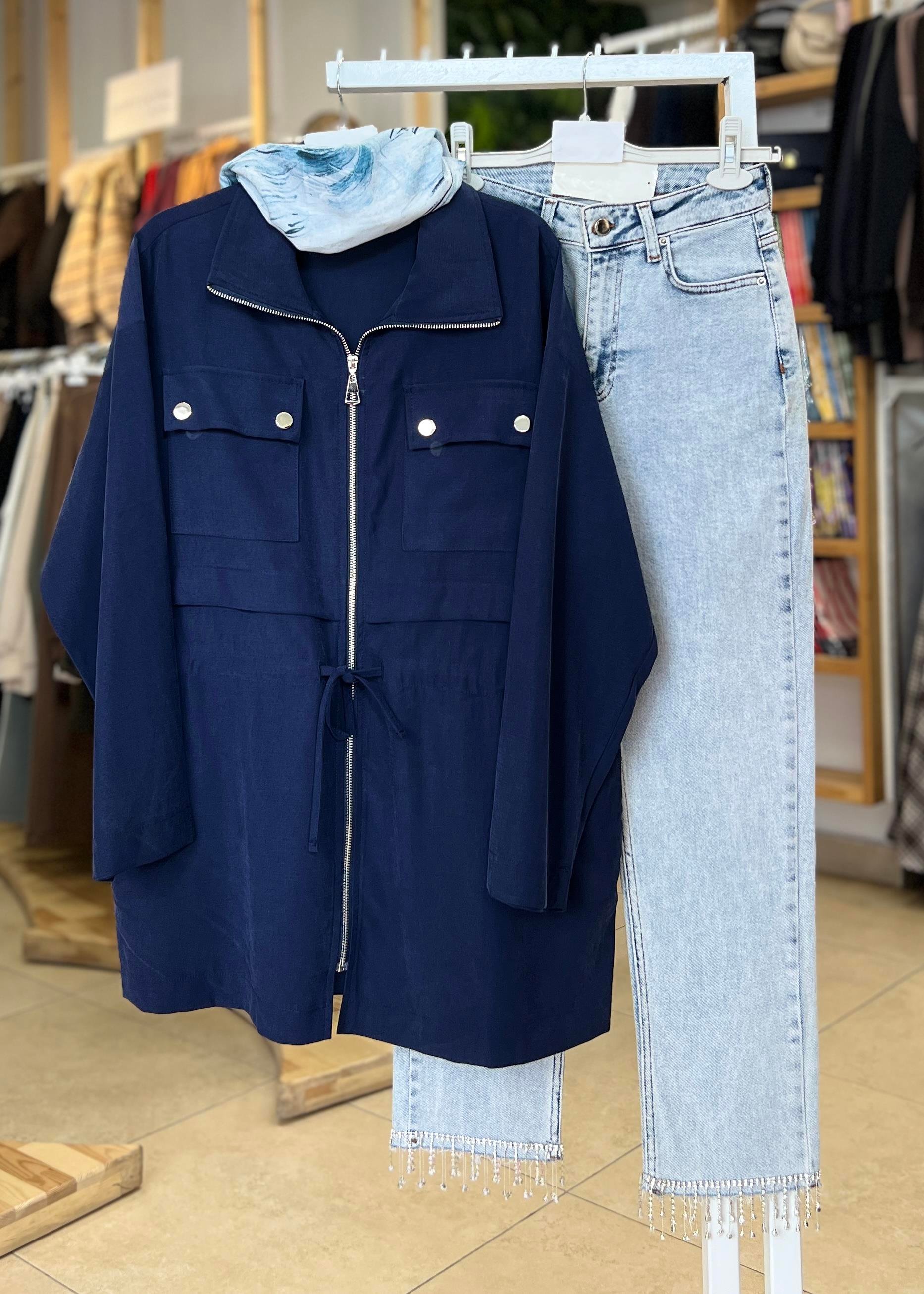 FERMUARLI DİK  YAKA