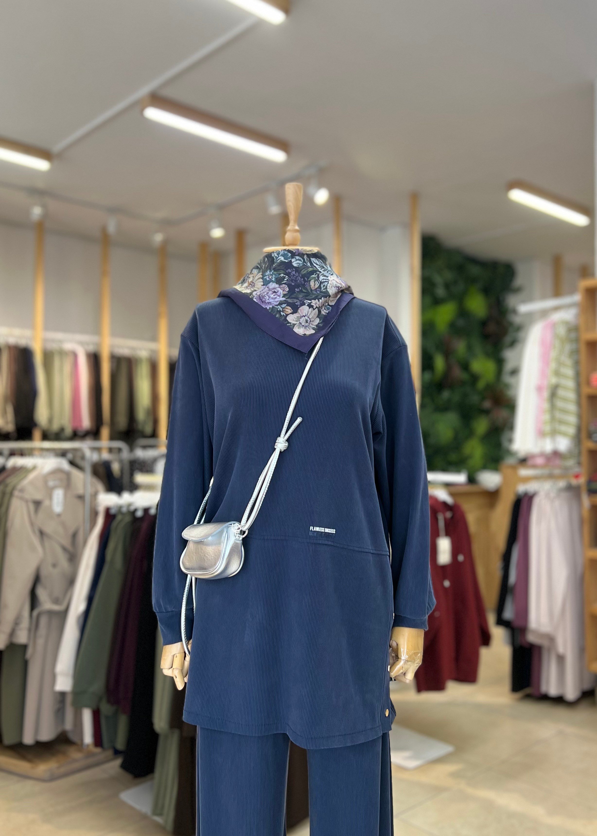 FİTİLLİ KUMAŞ PANTOLONLU TAKIM