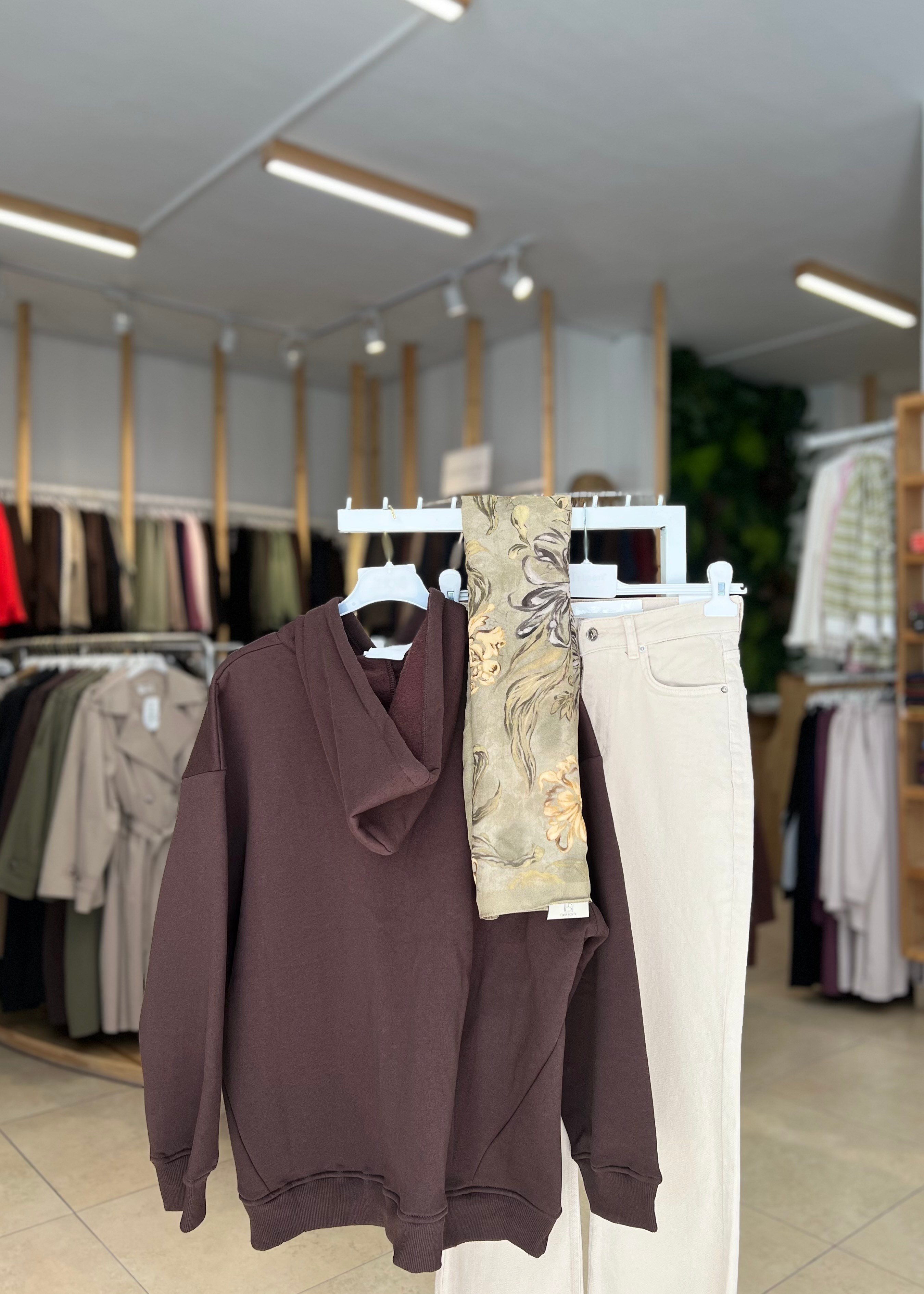 KAPÜŞONLU OVERSİZE SWEAT