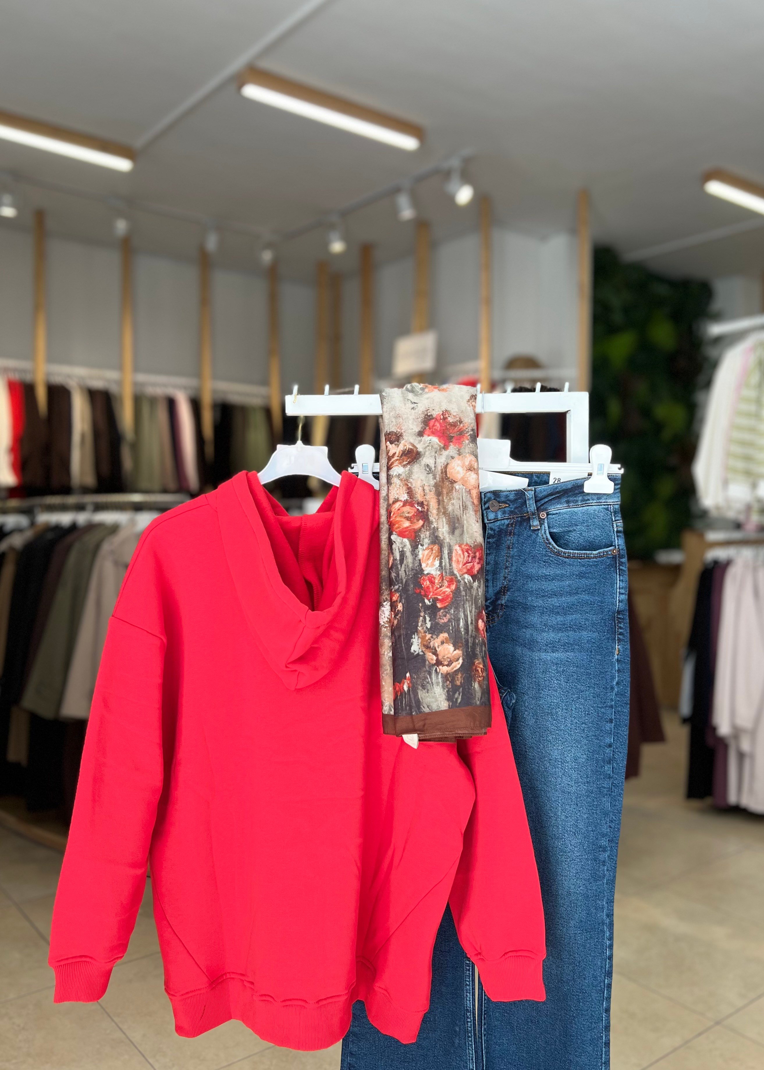 KAPÜŞONLU OVERSİZE SWEAT