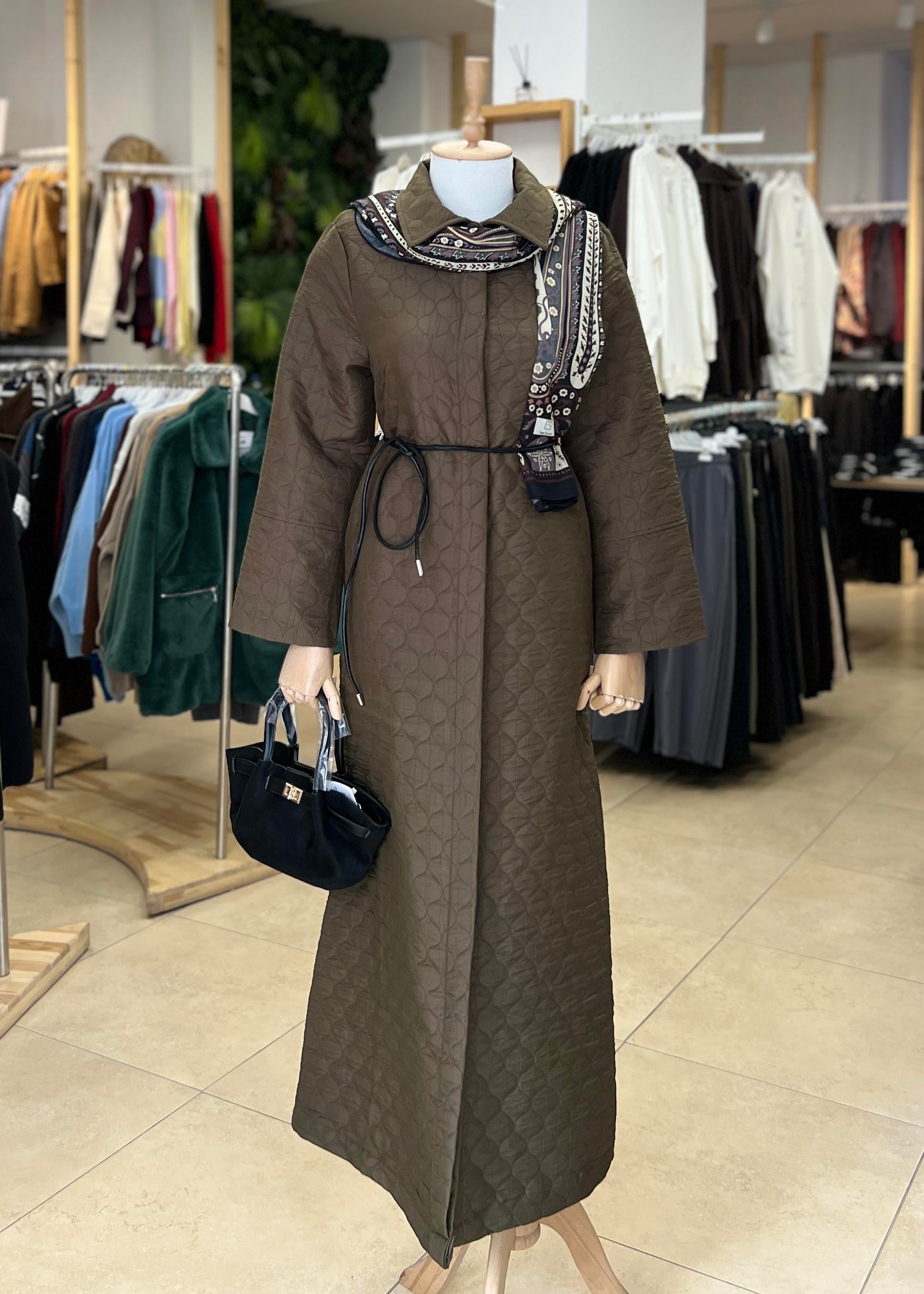 KEMERLİ KAPİTONE FERACE